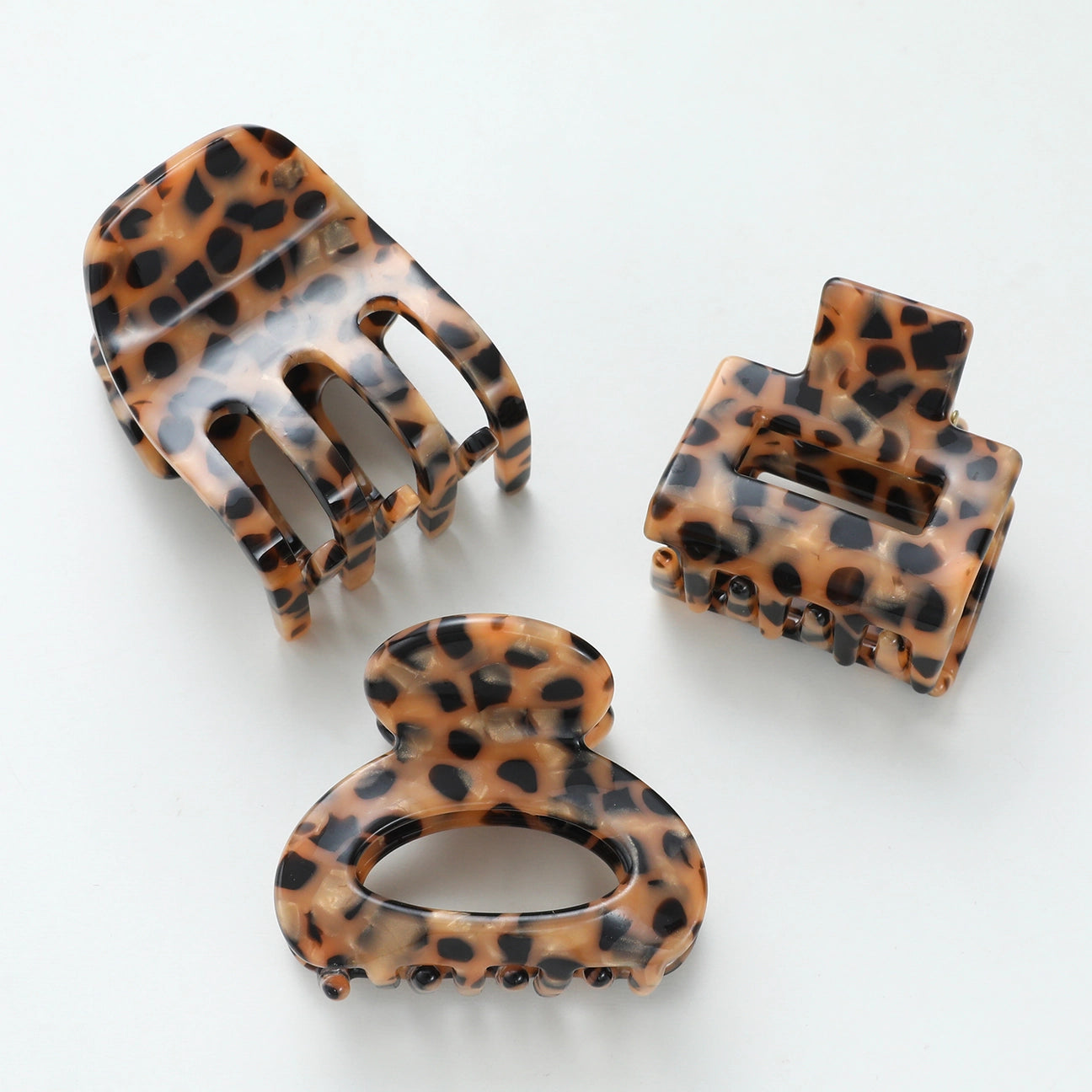 Simone Mini Claw Clip - Wild Leopard Mini