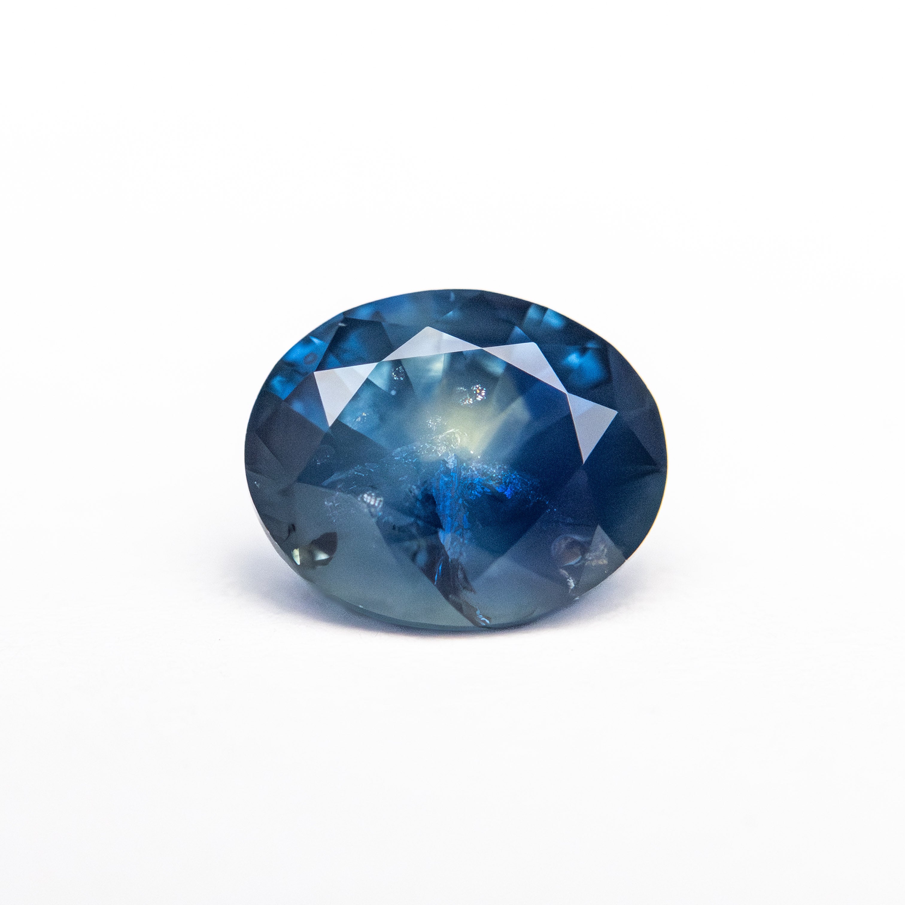 1.73ct 7.90x6.49x4.61mm Oval Brilliant Sapphire 26525-08