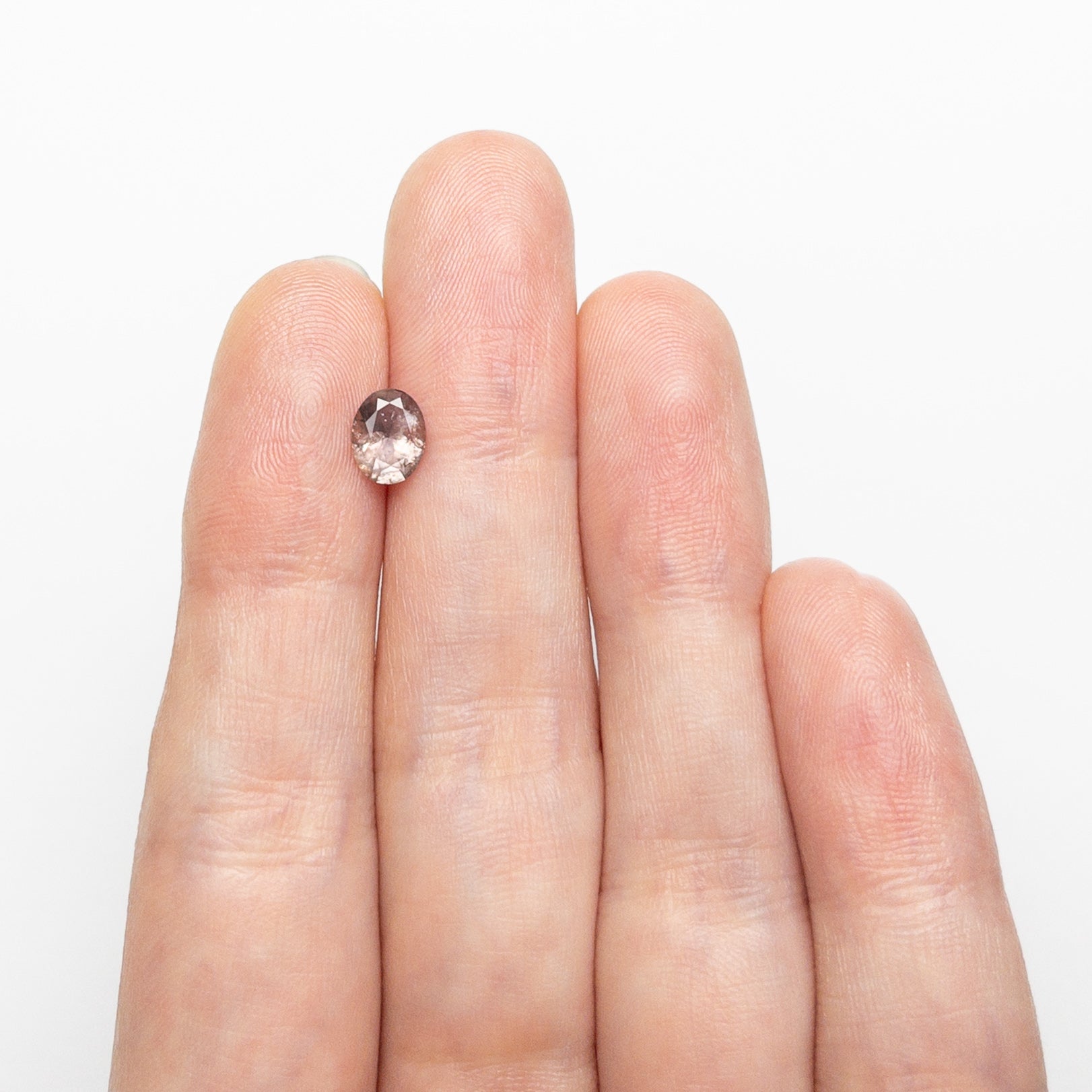 0.80ct 6.56x5.18x3.19mm Oval Brilliant Sapphire 26668-01