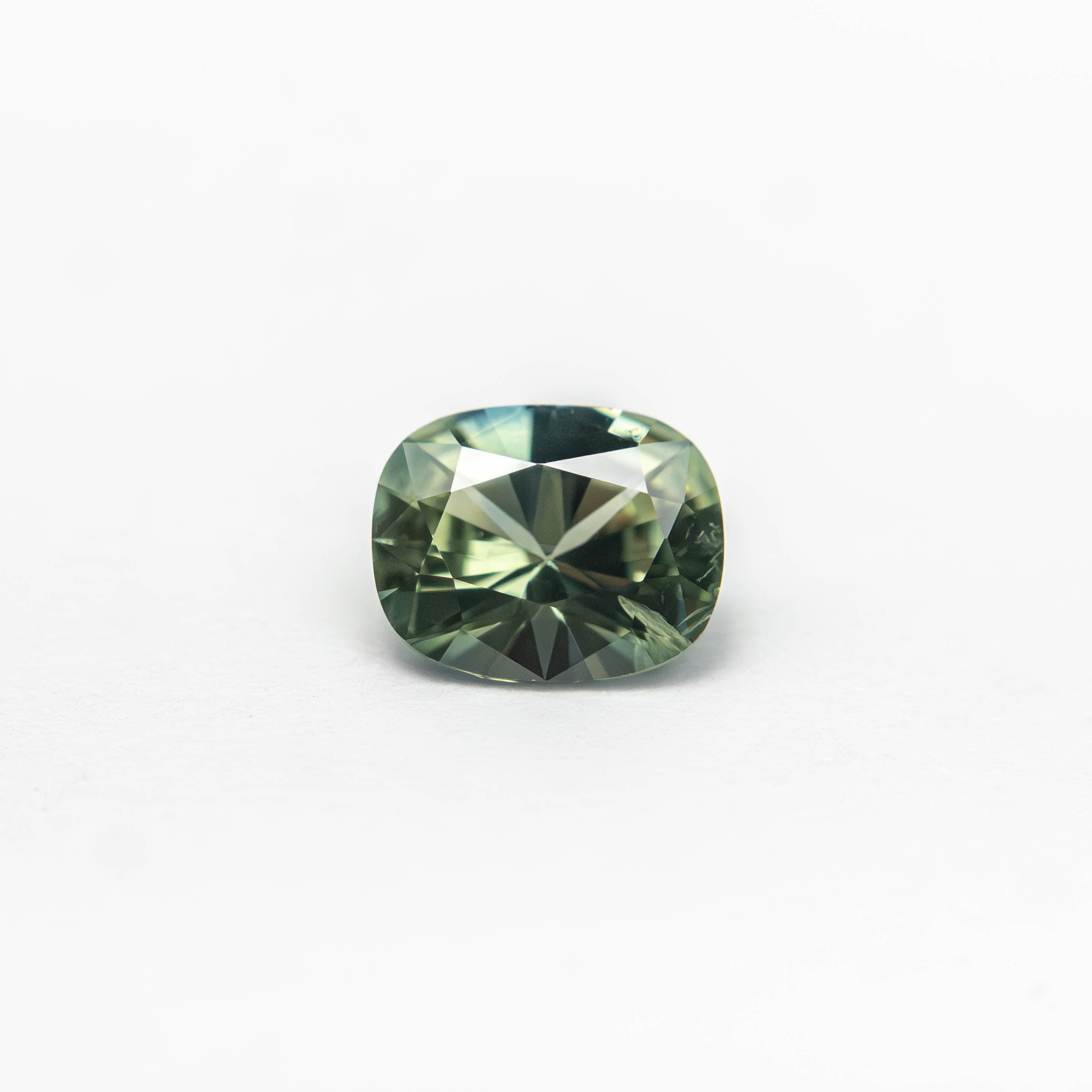 0.43ct 5.17x4.15x2.65mm Cushion Brilliant Sapphire 26766-04