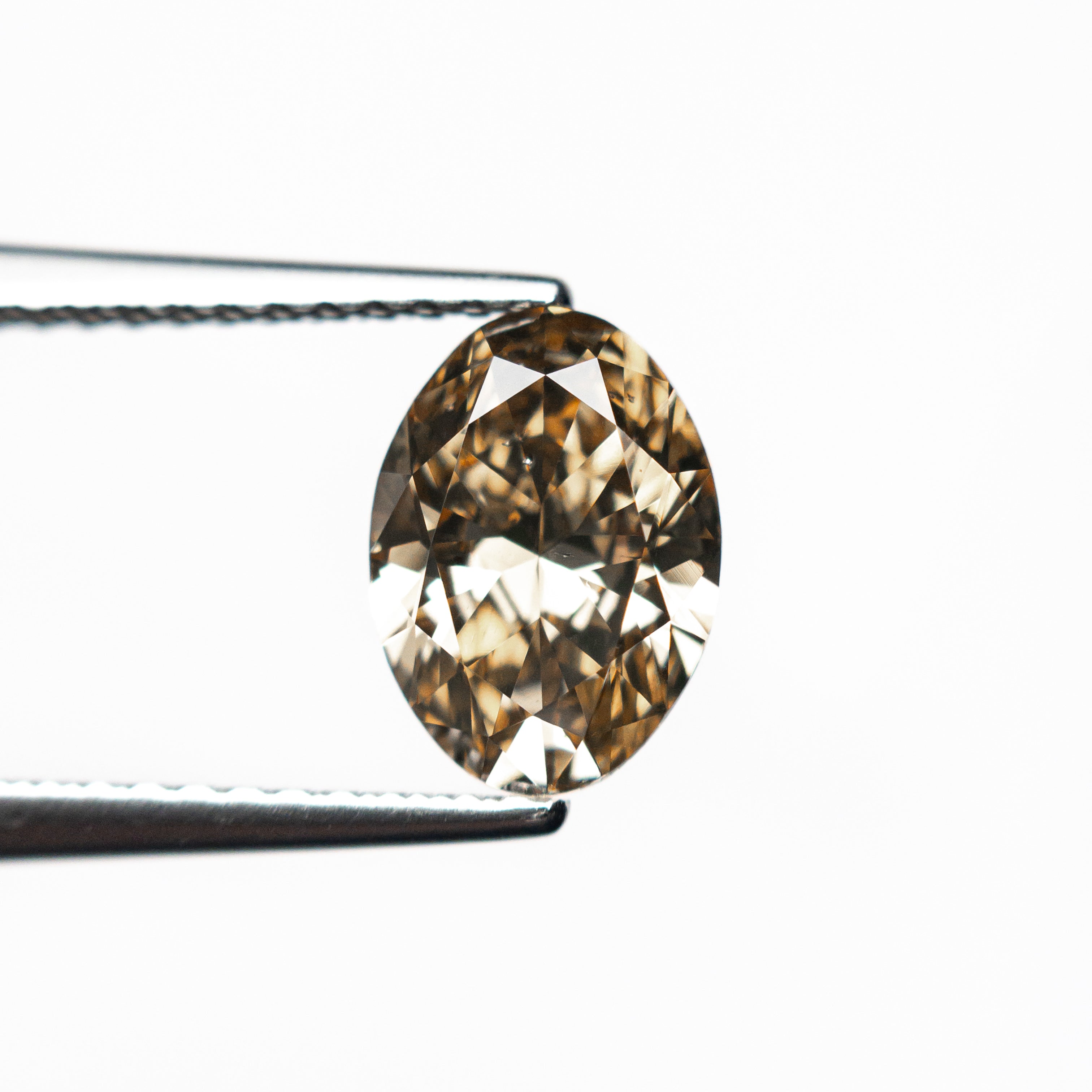1.25ct 8.54x6.17x3.58mm SI2 C7 Oval Brilliant 🇨🇦 27106-01