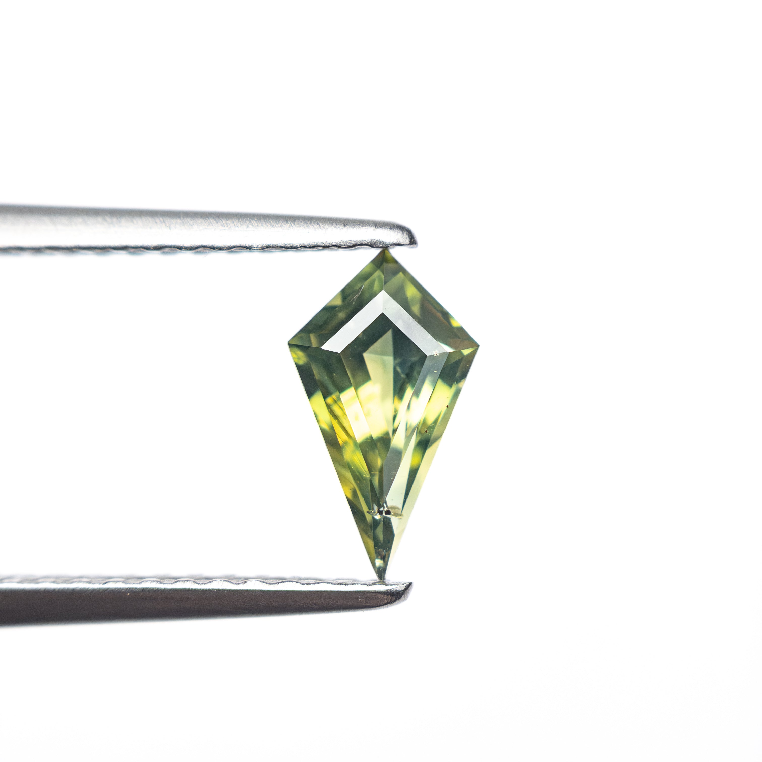 0.60ct 8.29x4.45x3.00mm Kite Step Cut Sapphire 27336-17