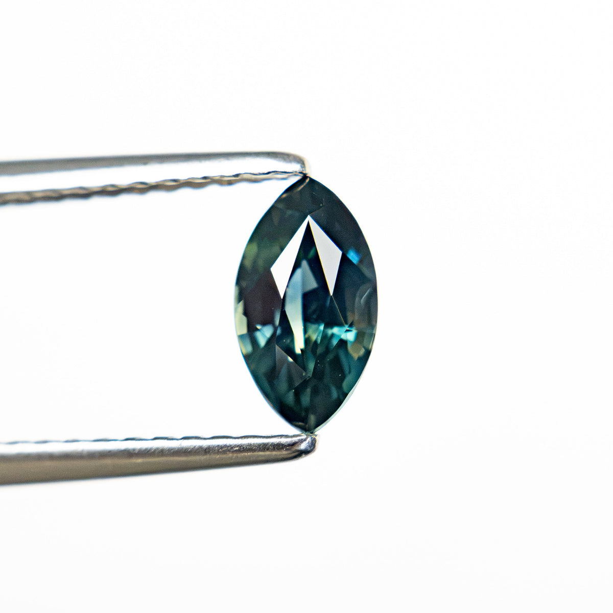 0.66ct 7.36x4.10x3.00mm Marquise Brilliant Sapphire 27340-10