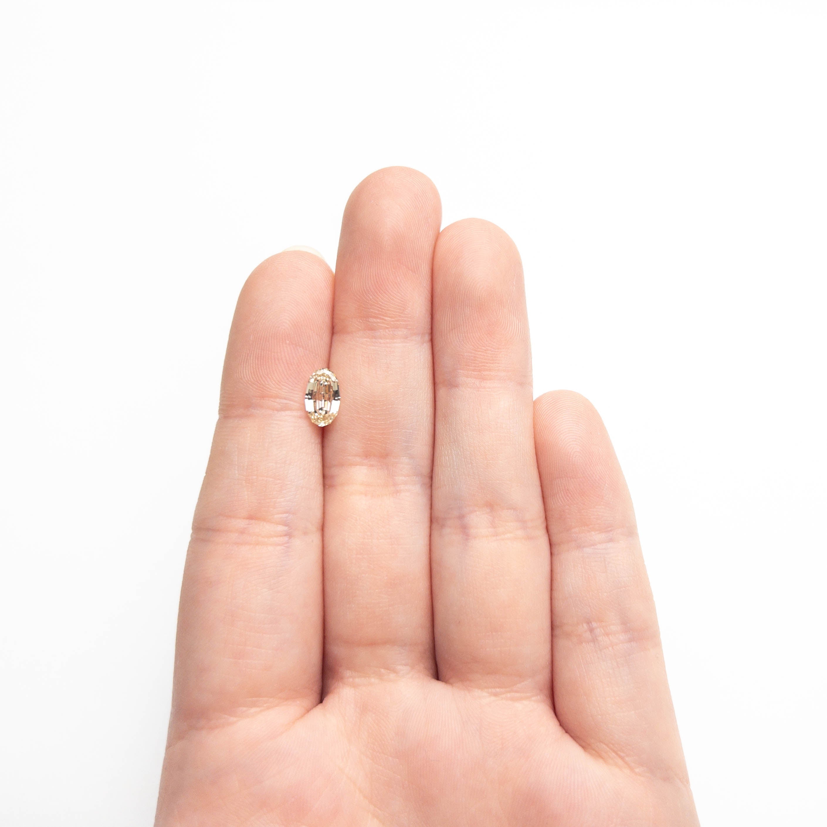 1.01ct 8.52x4.95x2.97mm SI1 Y-Z Geo Oval Step Cut πΏπ¦ 27375-25