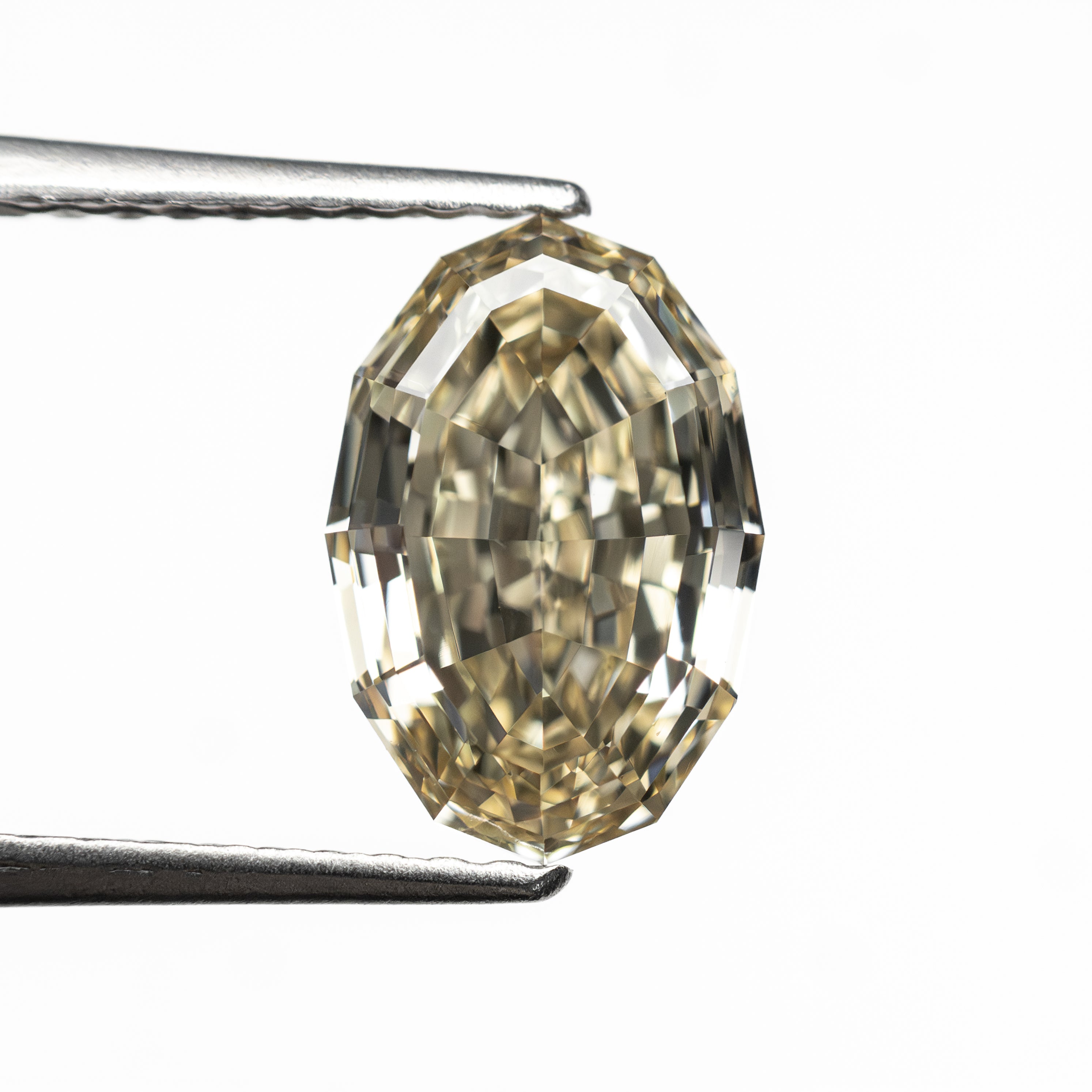 2.04ct 9.55x6.39x4.18mm VS2 C5 Geo Oval Step Cut πΏπ¦ 27515-01