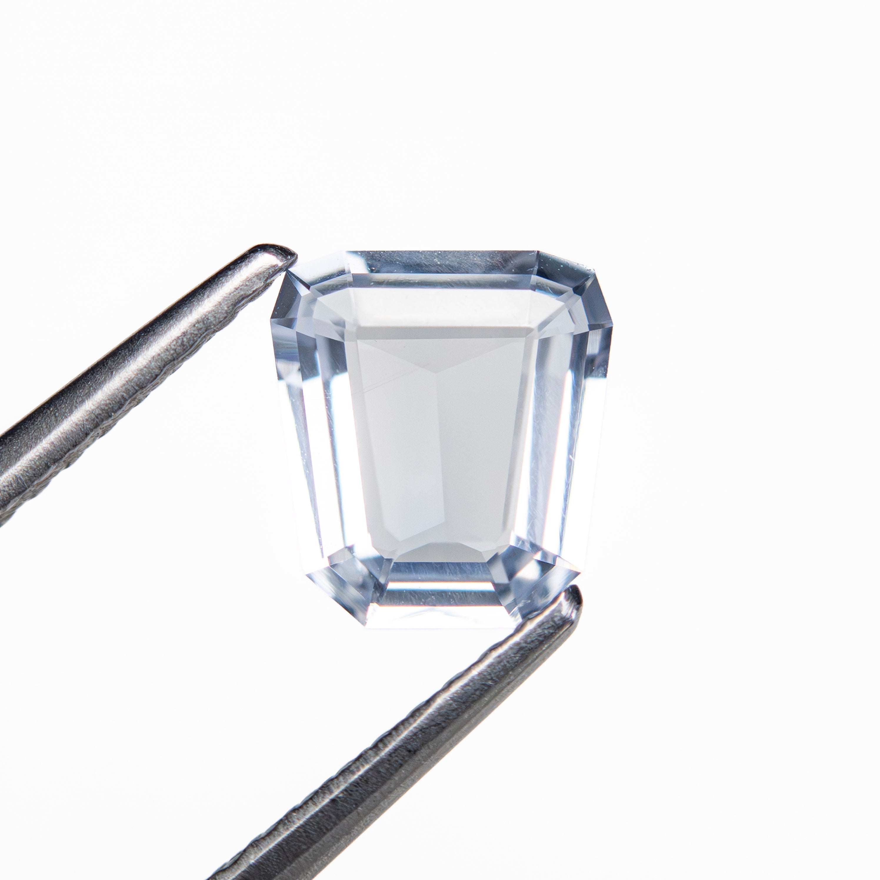1.12ct 6.95x6.31x2.41mm Trapezoid Step Cut Sapphire 27740-17