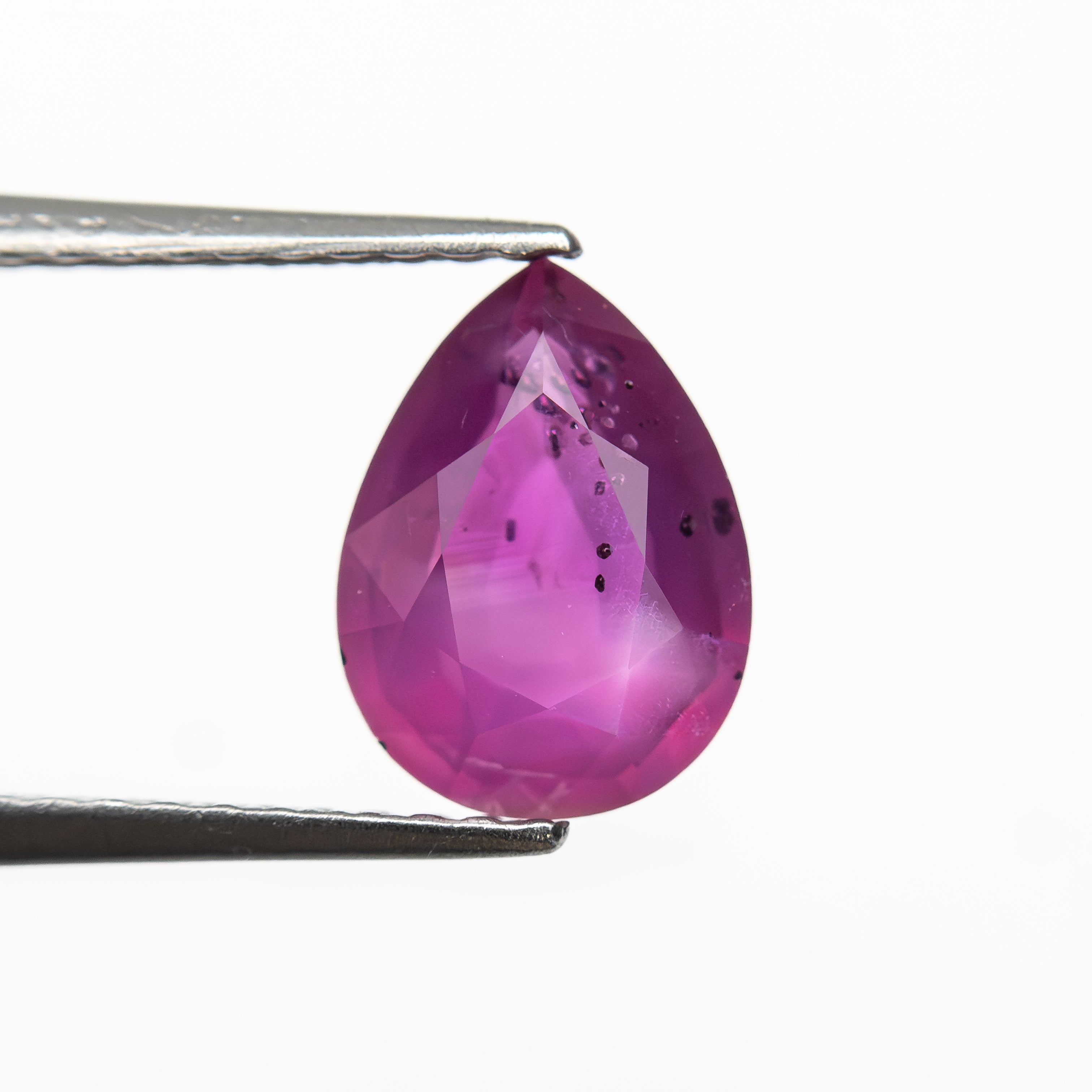 1.55ct 8.52x6.32x3.49mm Pear Brilliant Sapphire 27956-31