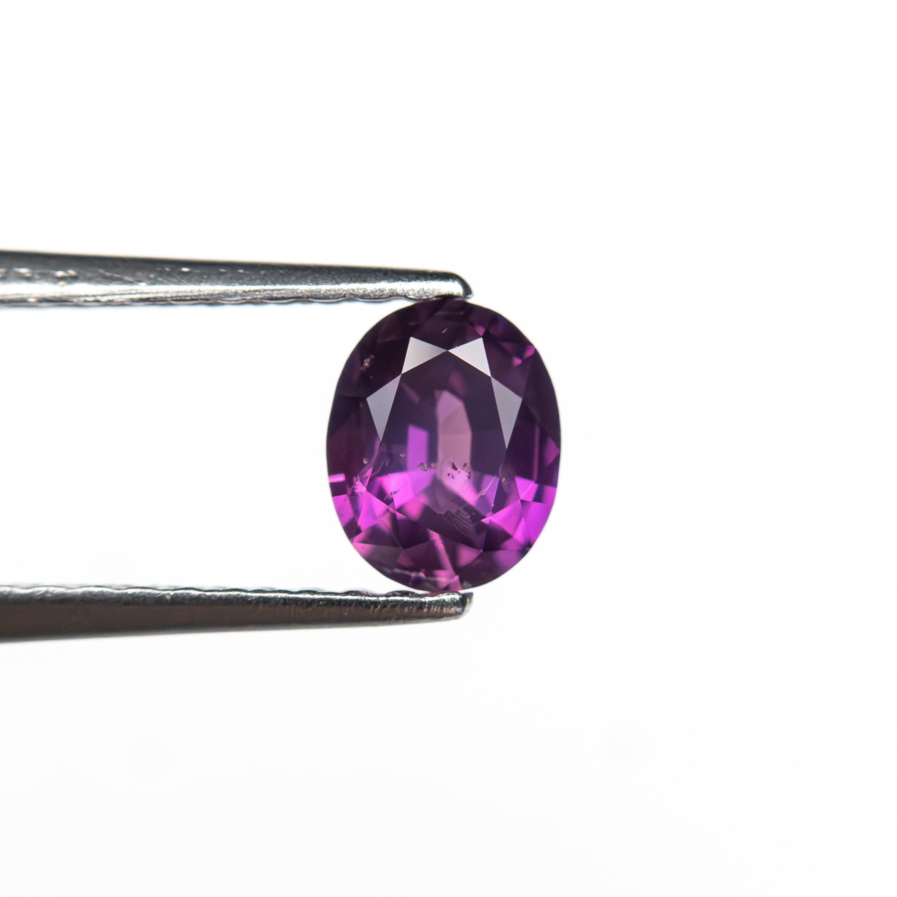 0.49ct 5.35x4.29x2.60mm Oval Brilliant Sapphire 27957-05