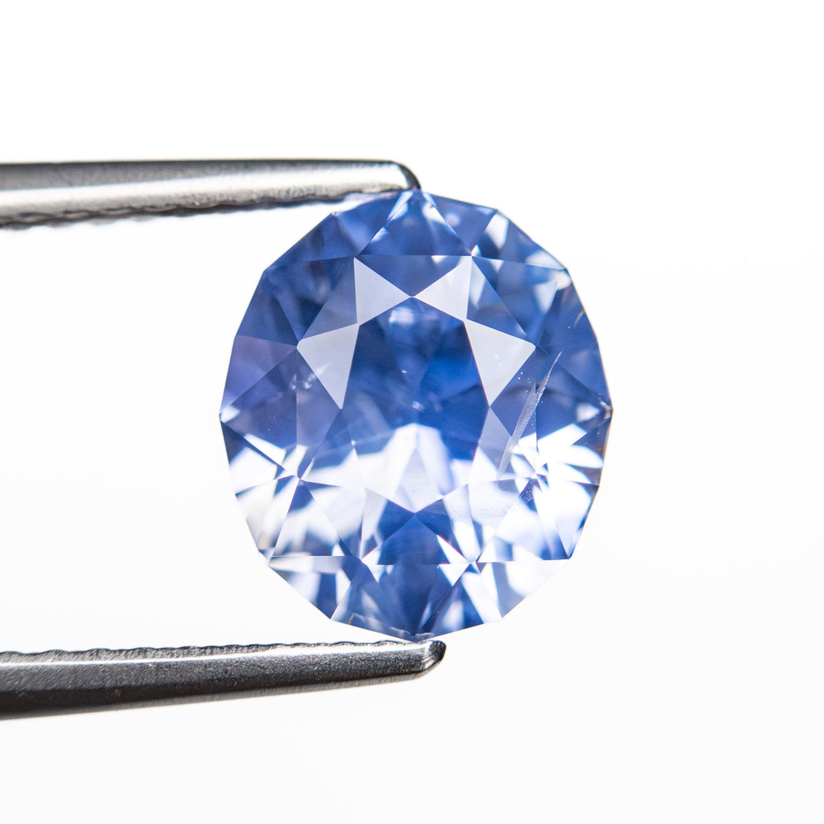 3.58ct 8.89x7.70x6.19mm Geo Oval Brilliant Sapphire 28275-01