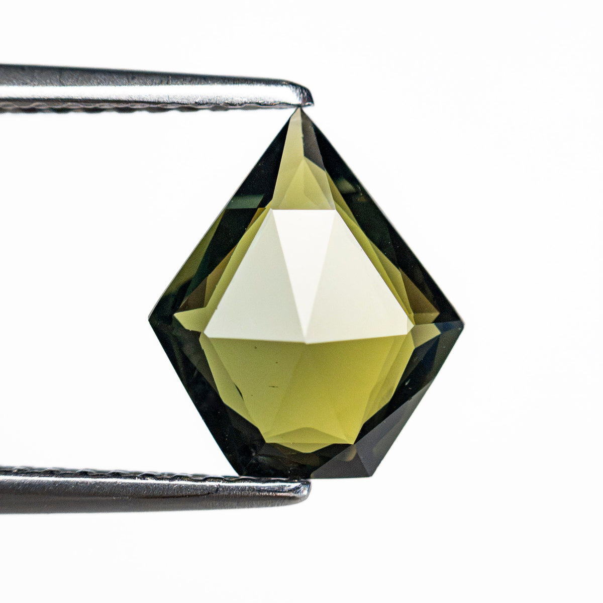 1.95ct 10.12x8.63x3.08mm Shield Rosecut Sapphire 28298-13