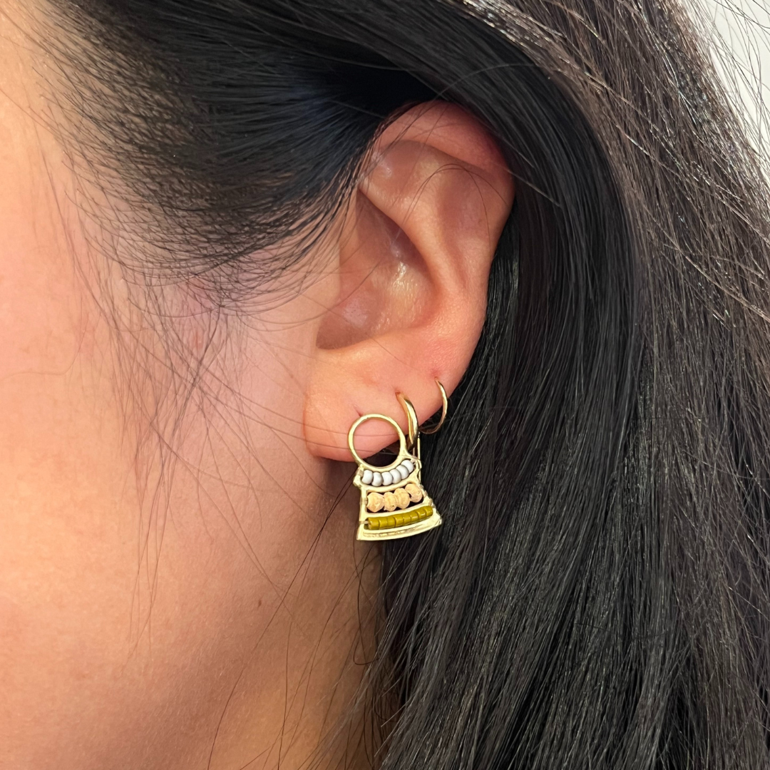 Spaceship Studs - Salmon