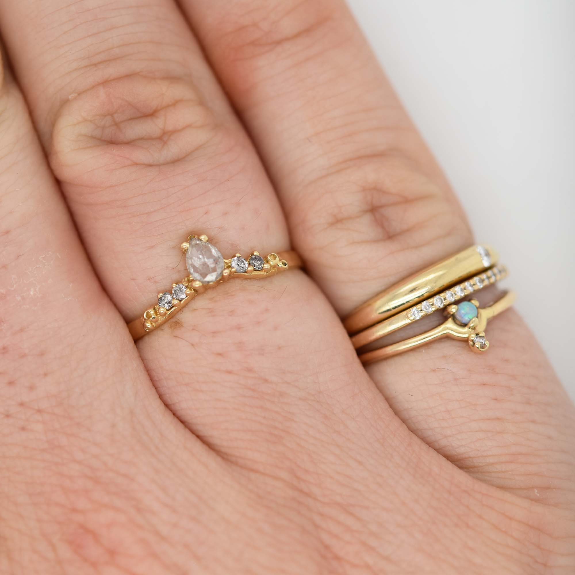 Bae Ring- Grey