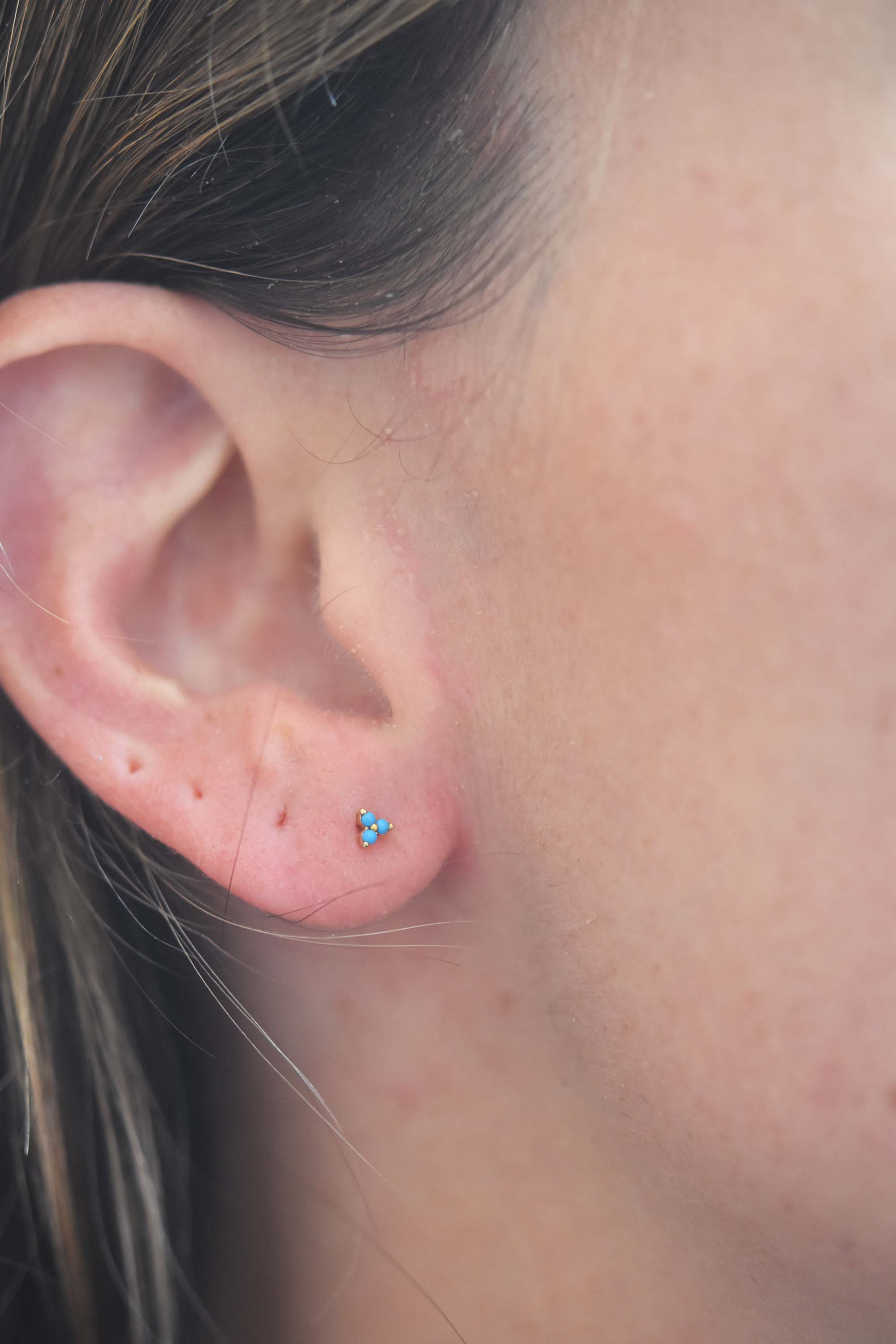 Turquoise Trinity Threaded Stud Yellow Gold
