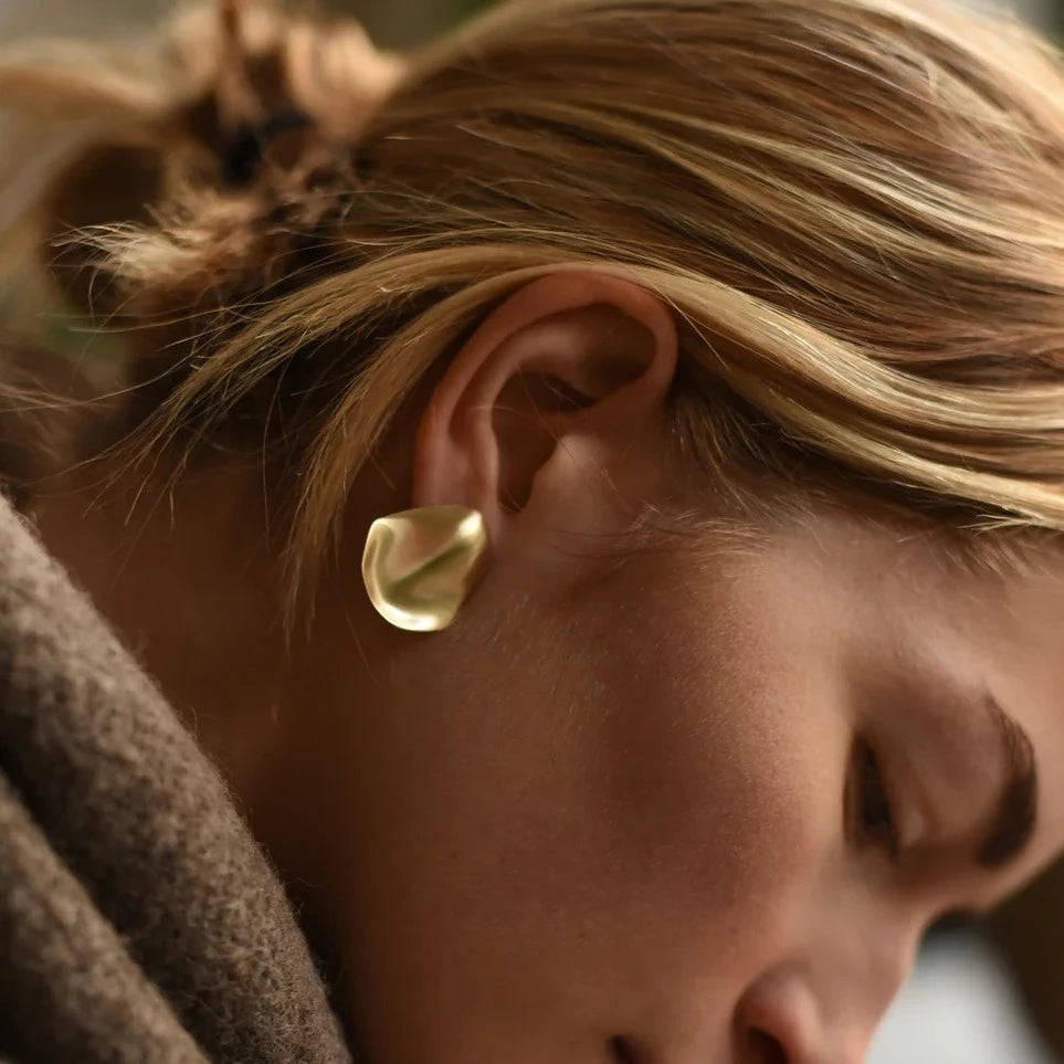Organic Silver Stud