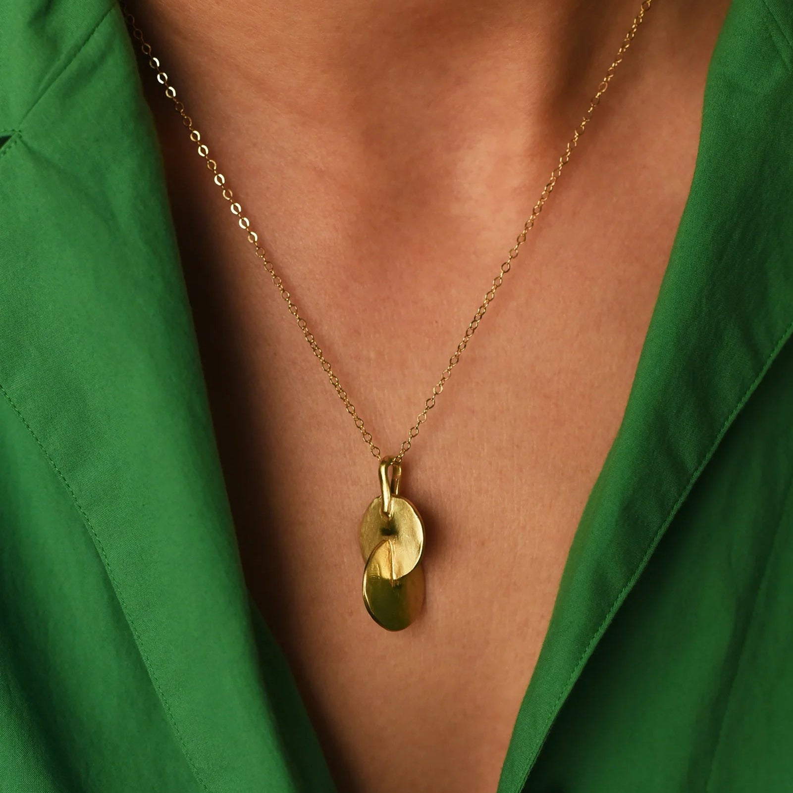Intersecting Disc Necklace