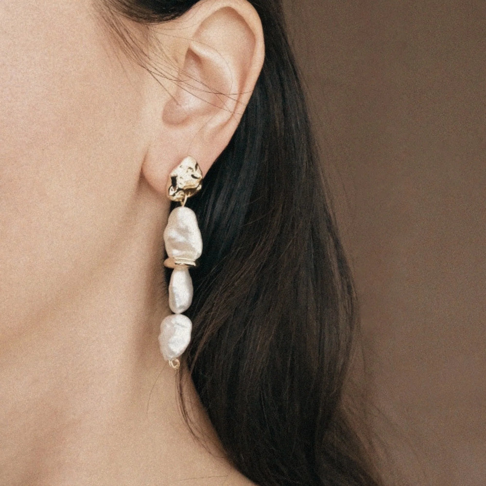 Glimmer Earrings