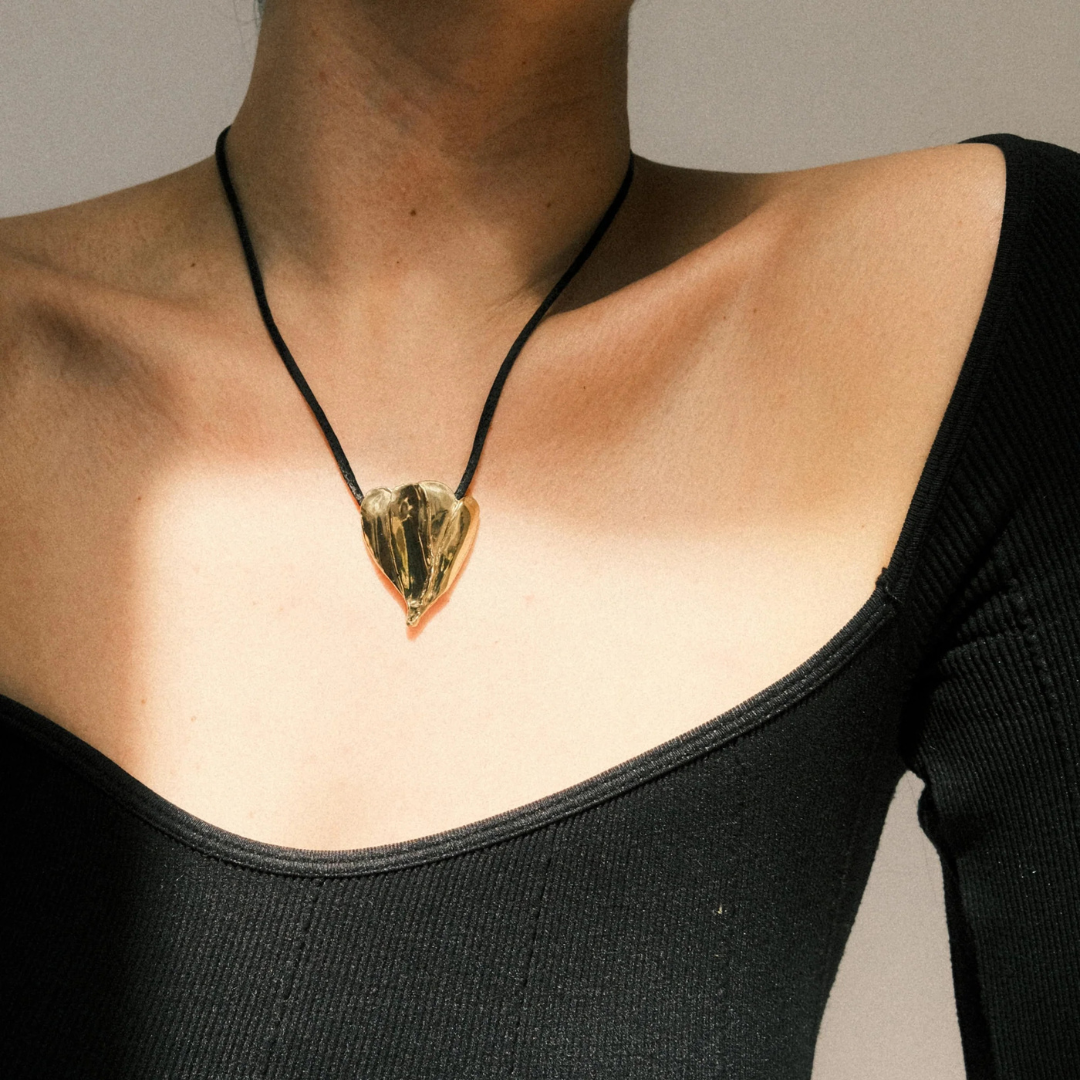 La Tulipe Pendant Necklace