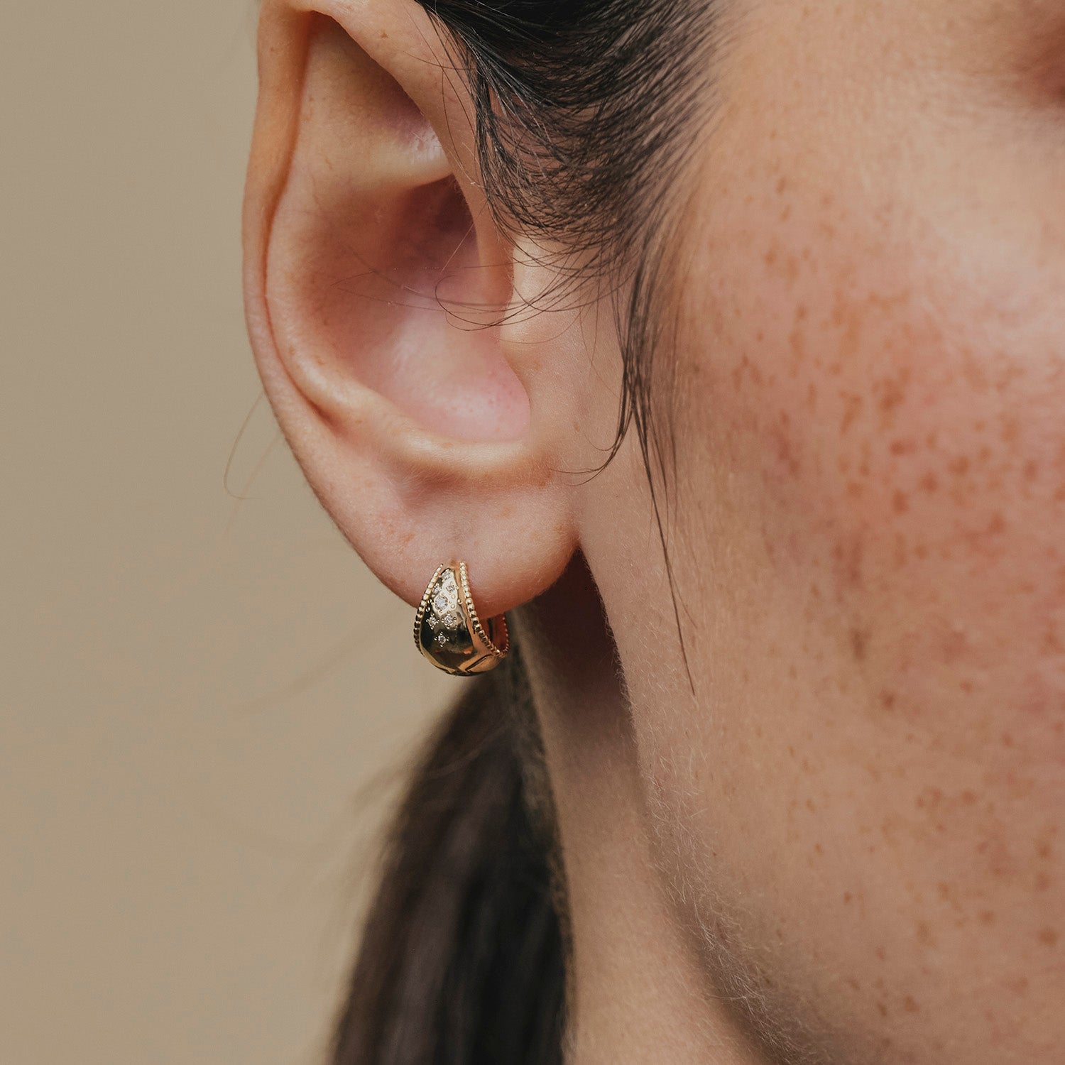 Dôme Diamond Scatter Hoop - Midi
