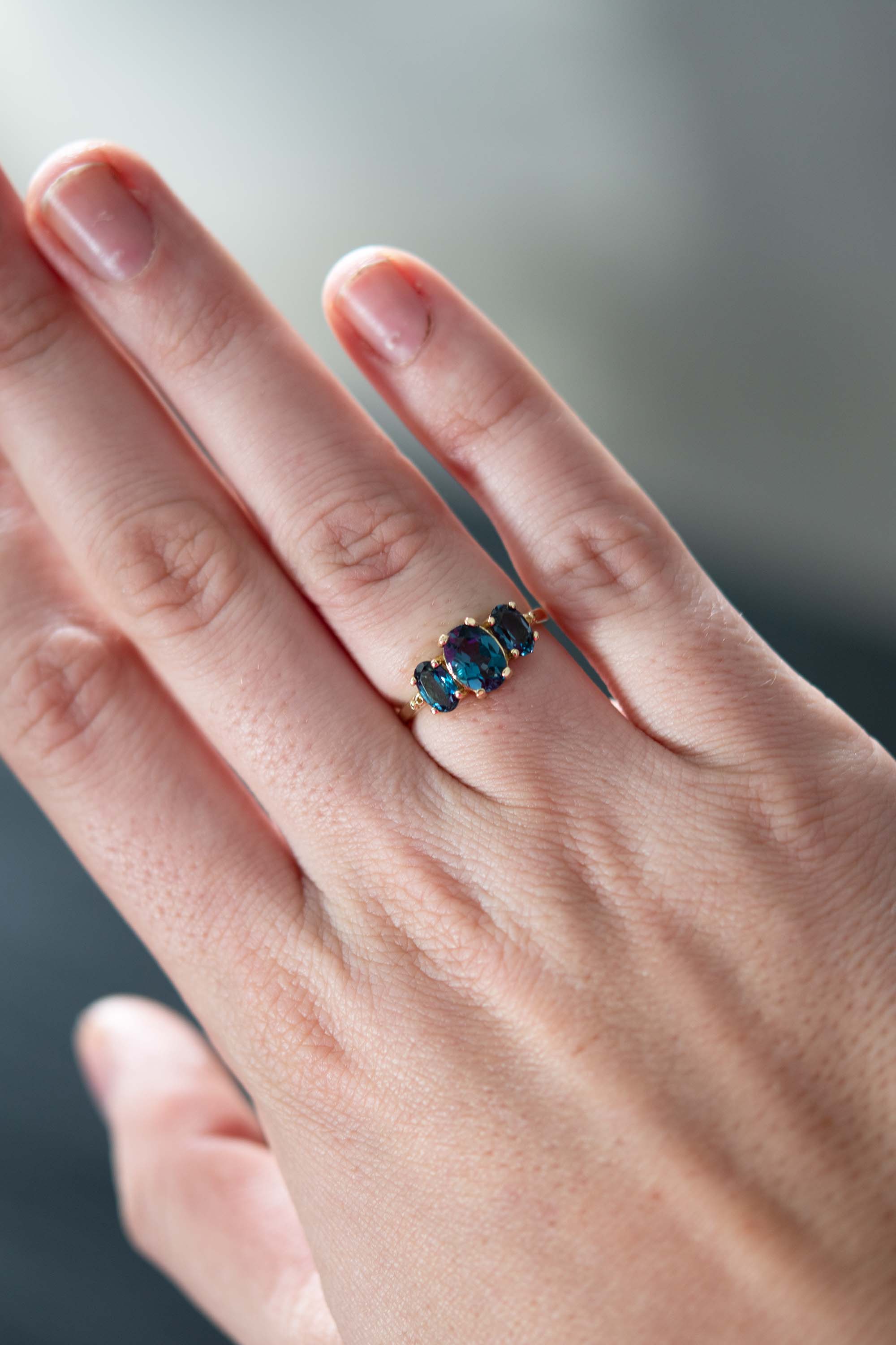 Oval the Moon Ring - London