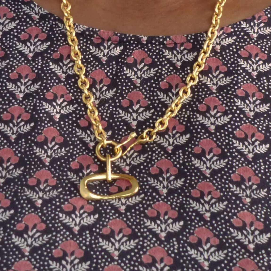 Gold to Me Small Doorknocker Necklace
