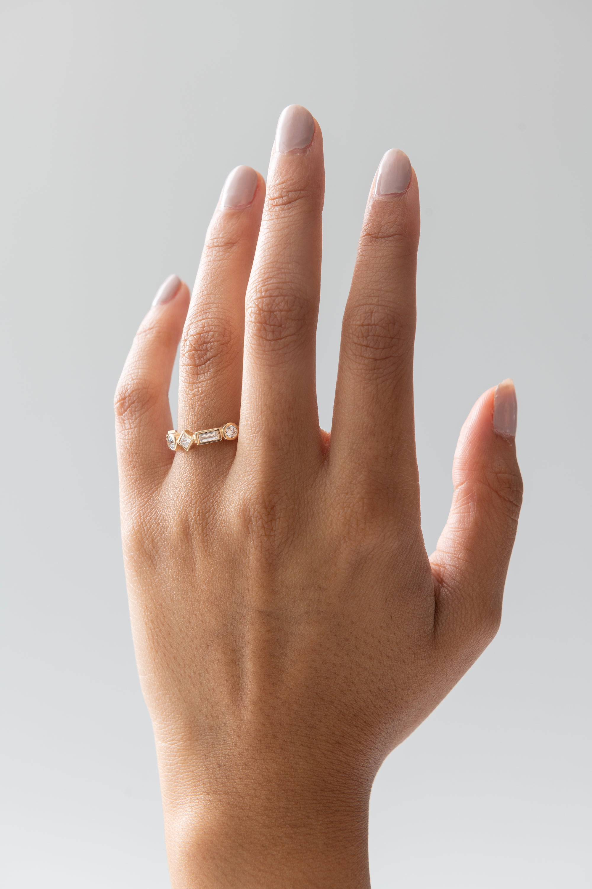Mixed Shape Bezel Band
