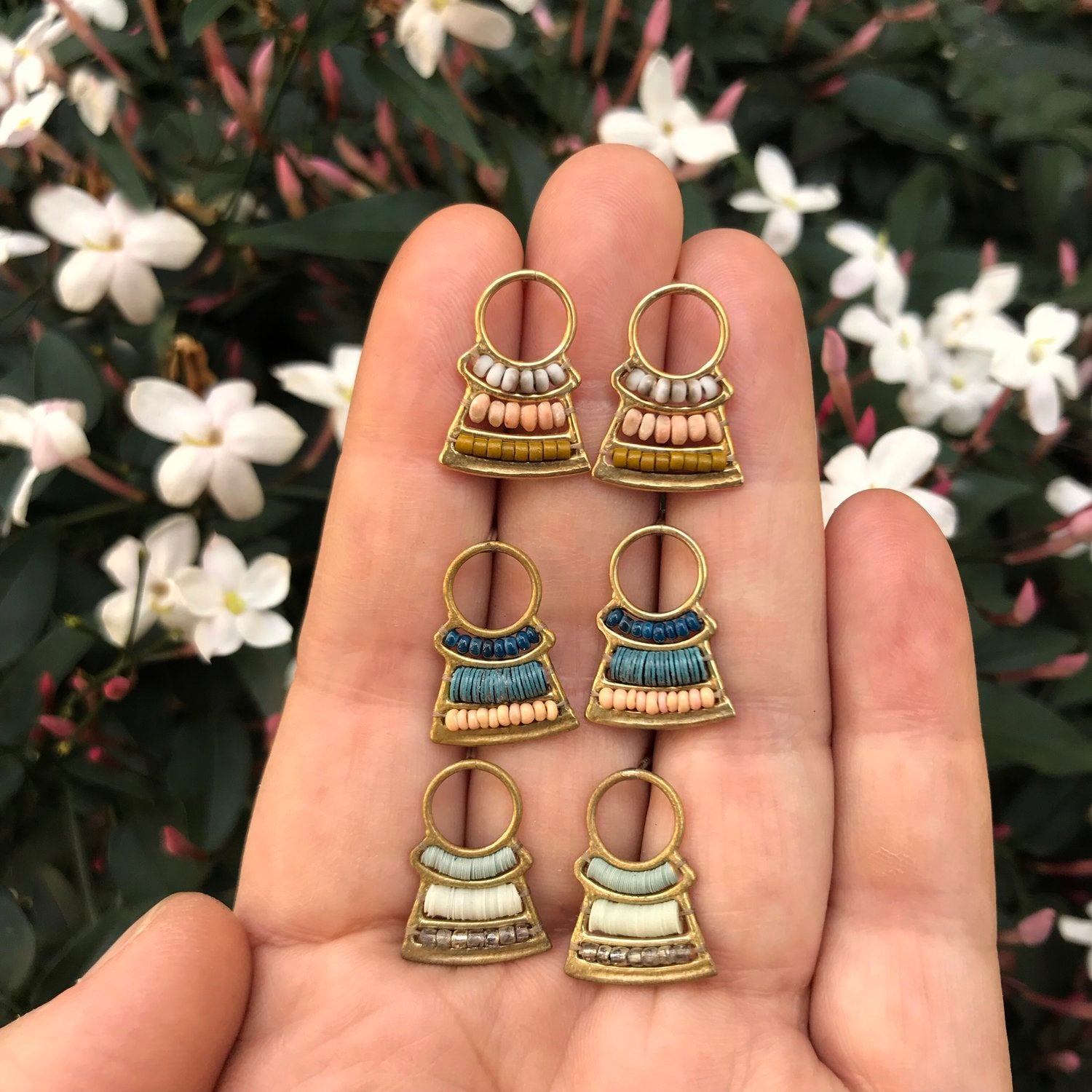Spaceship Studs - Lapis