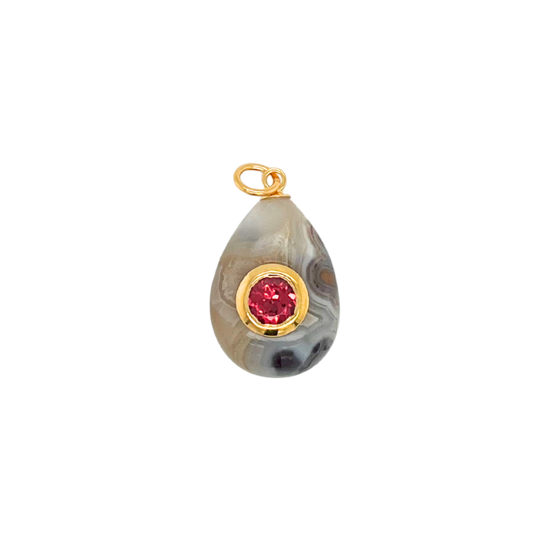Teardrop Fossilized Coral + Garnet Gemmie