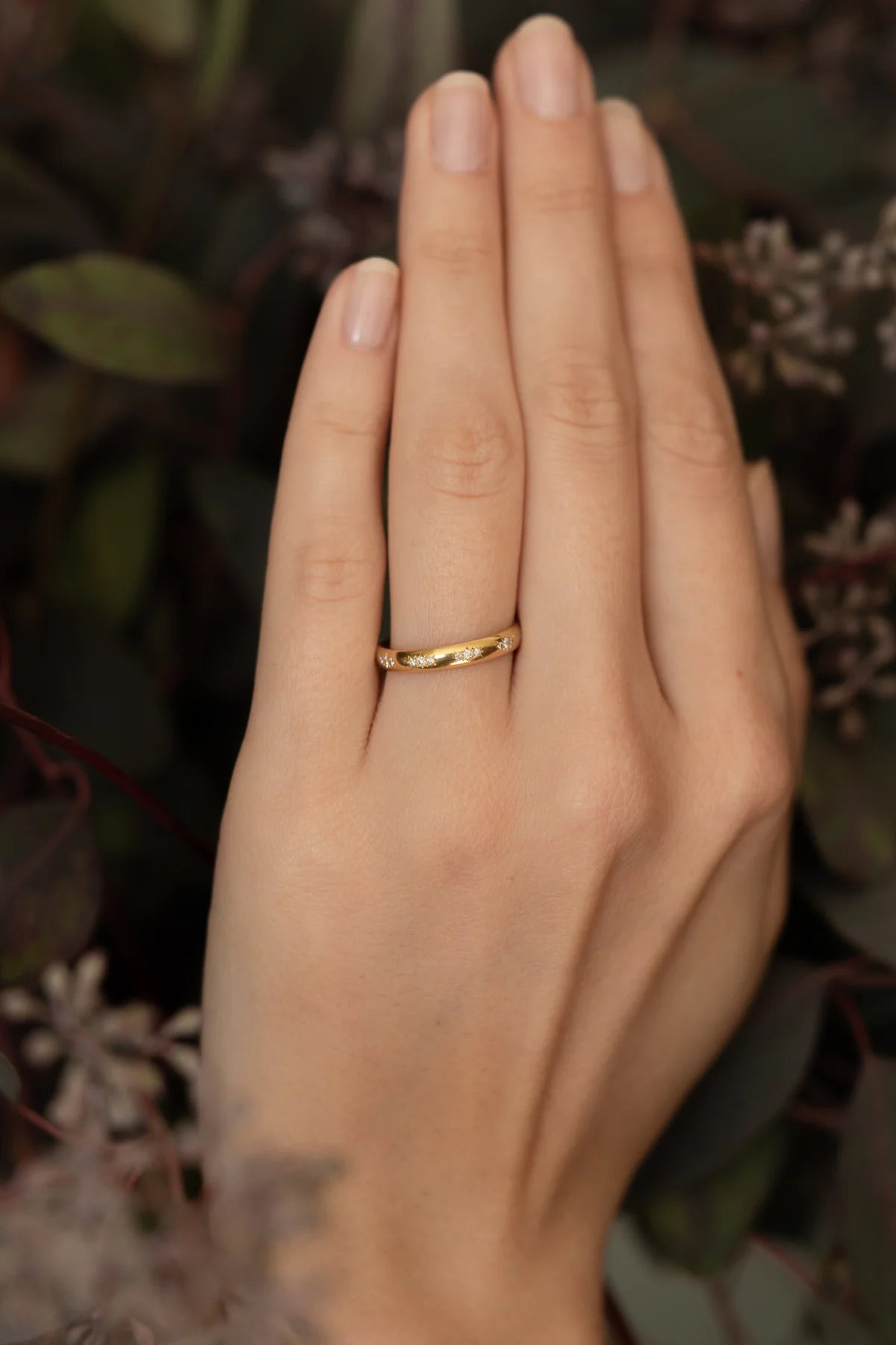 Clustered Diamond Cloak Band - 3mm — Commitment, Curated