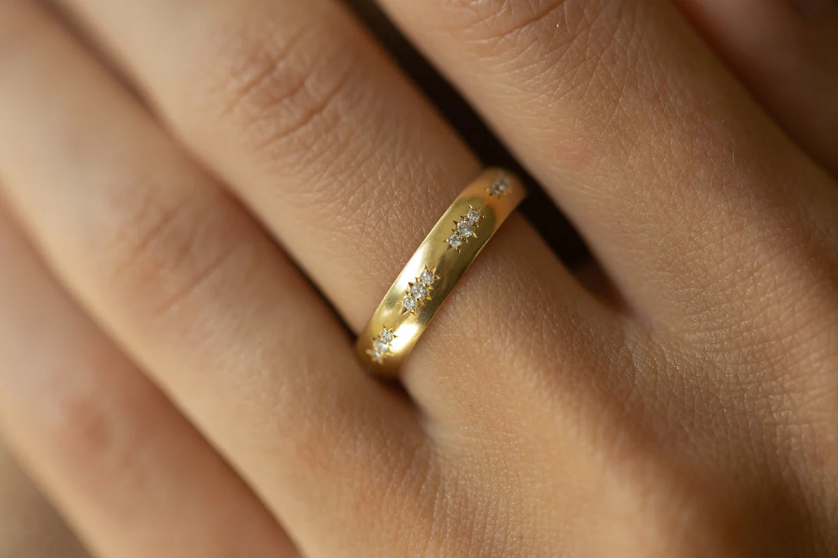 Three-Clustered Diamond Cloak Band - 4mm — Commitment, Curated
