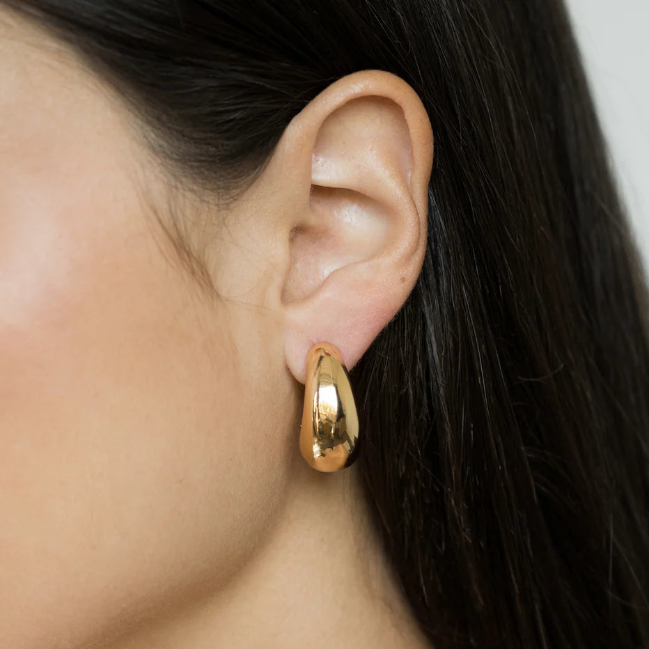 Bobbi Hoops