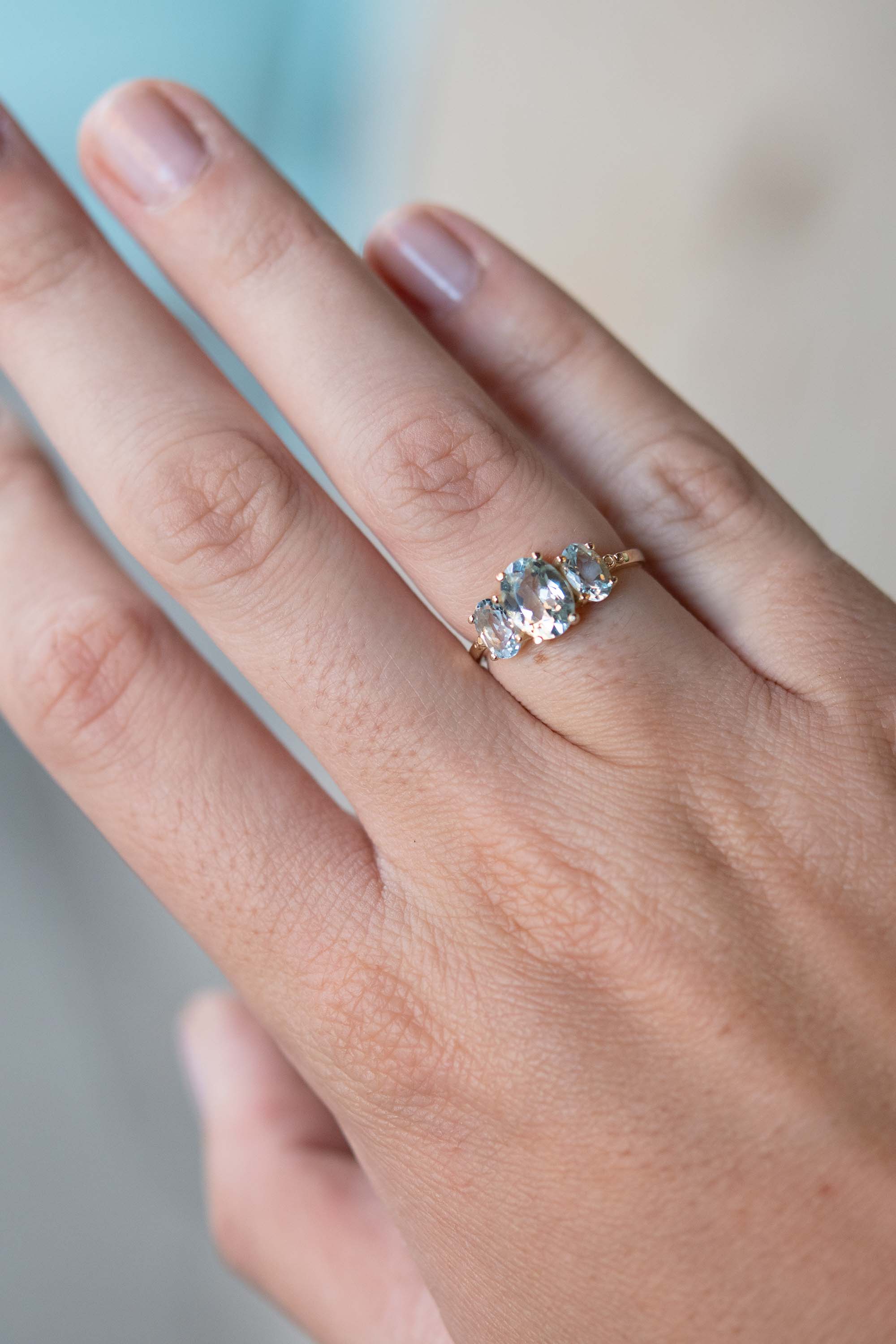 Oval the Moon Ring - Aqua
