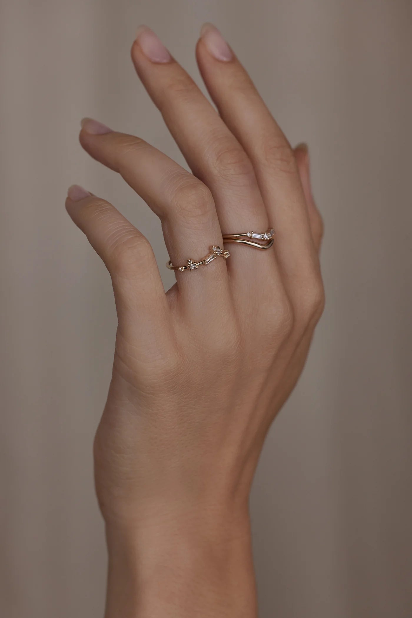Hesse Ring — Commitment, Curated