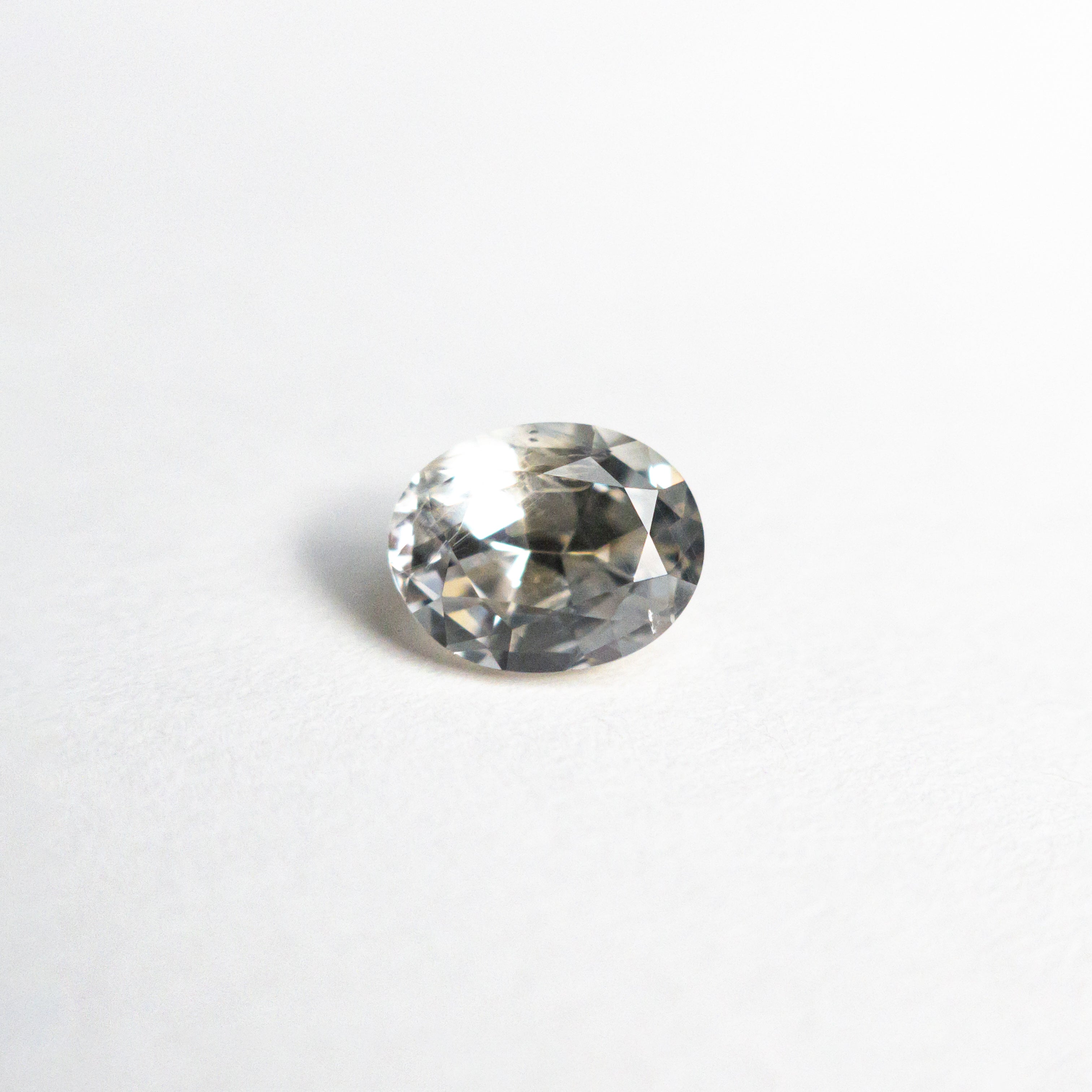 0.64ct 5.51x4.38x3.30mm Oval Brilliant Sapphire 24185-02