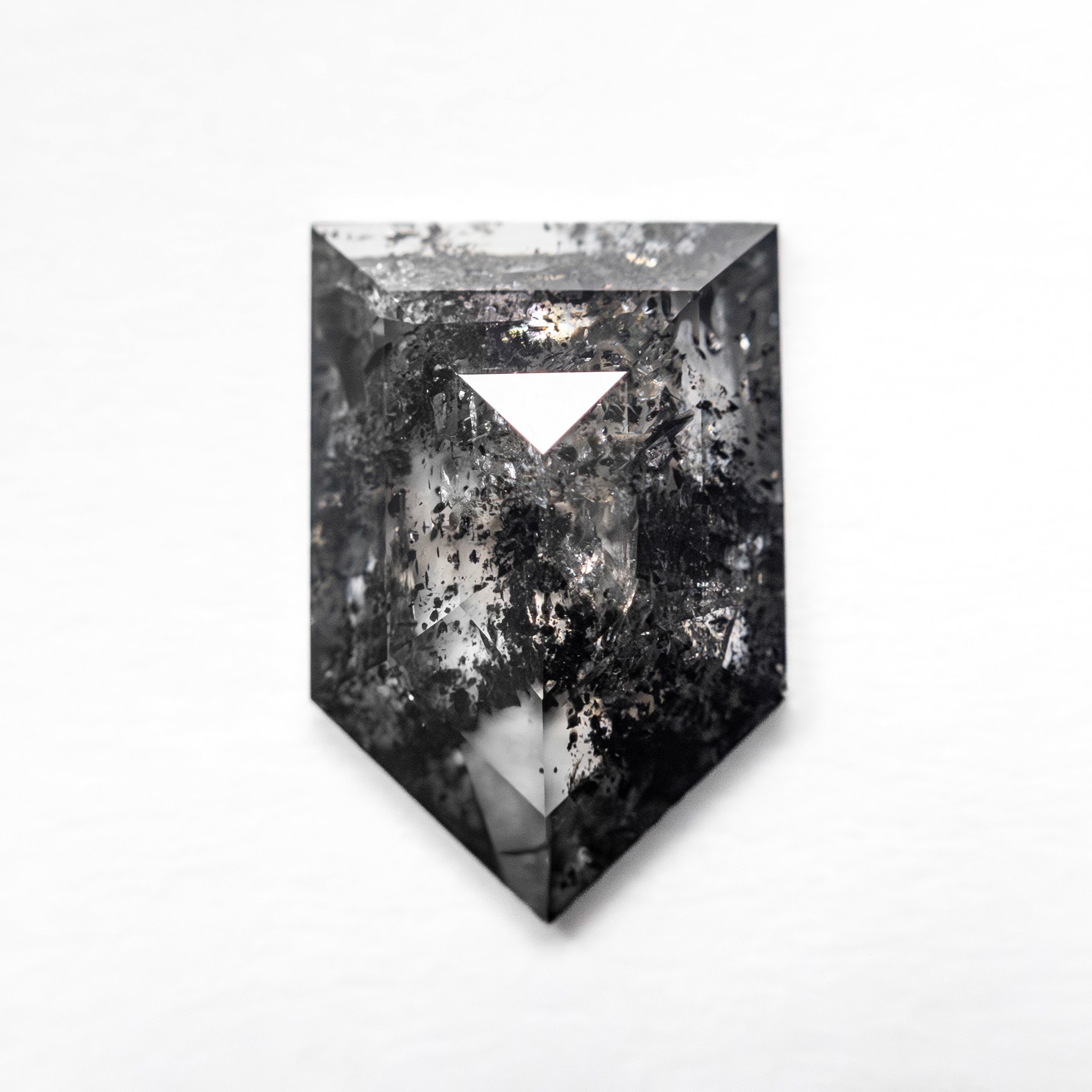 2.36ct 10.91x7.42x3.09mm Shield Rosecut 25813-14