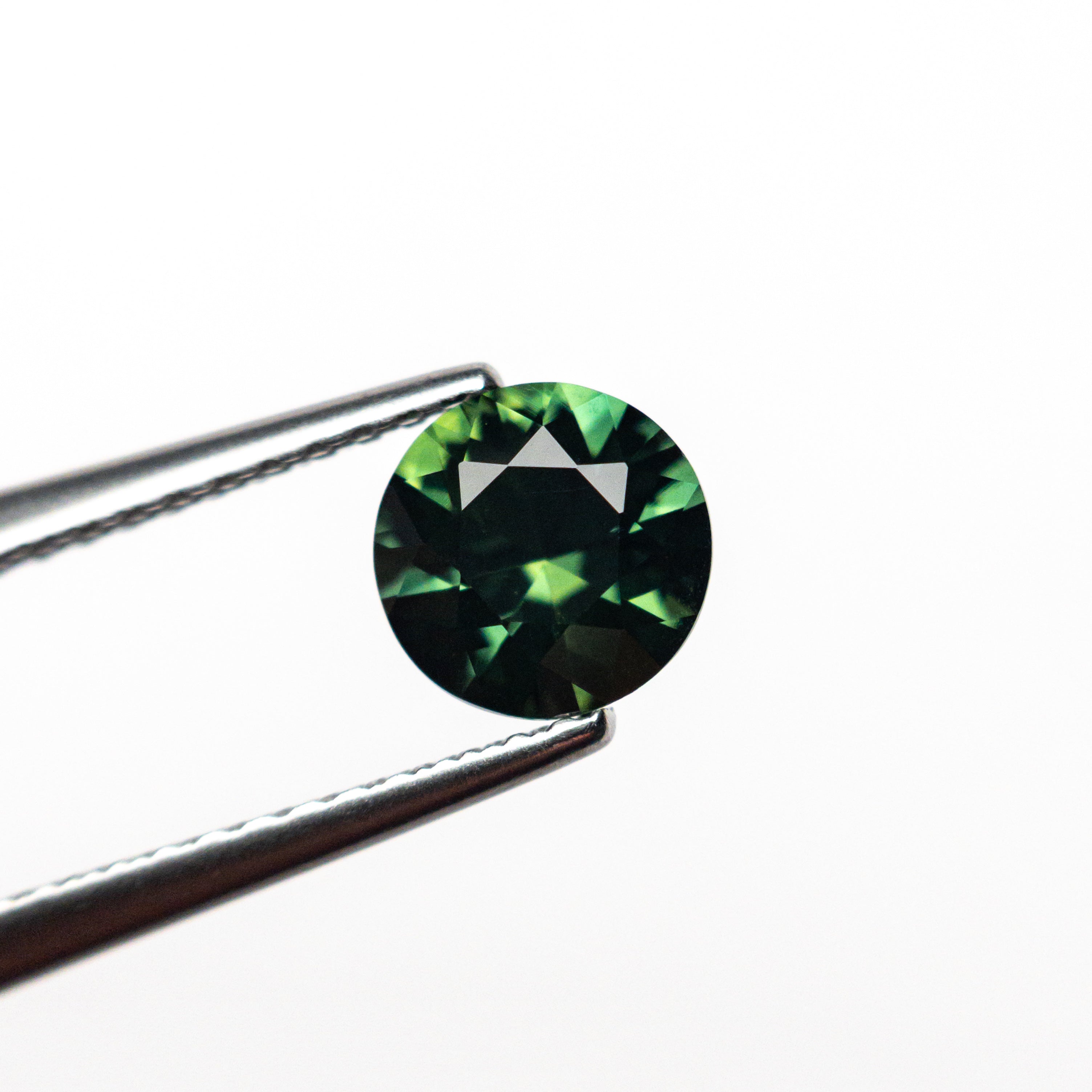 0.87ct 5.91x5.90x3.58mm Round Brilliant Sapphire 26492-03