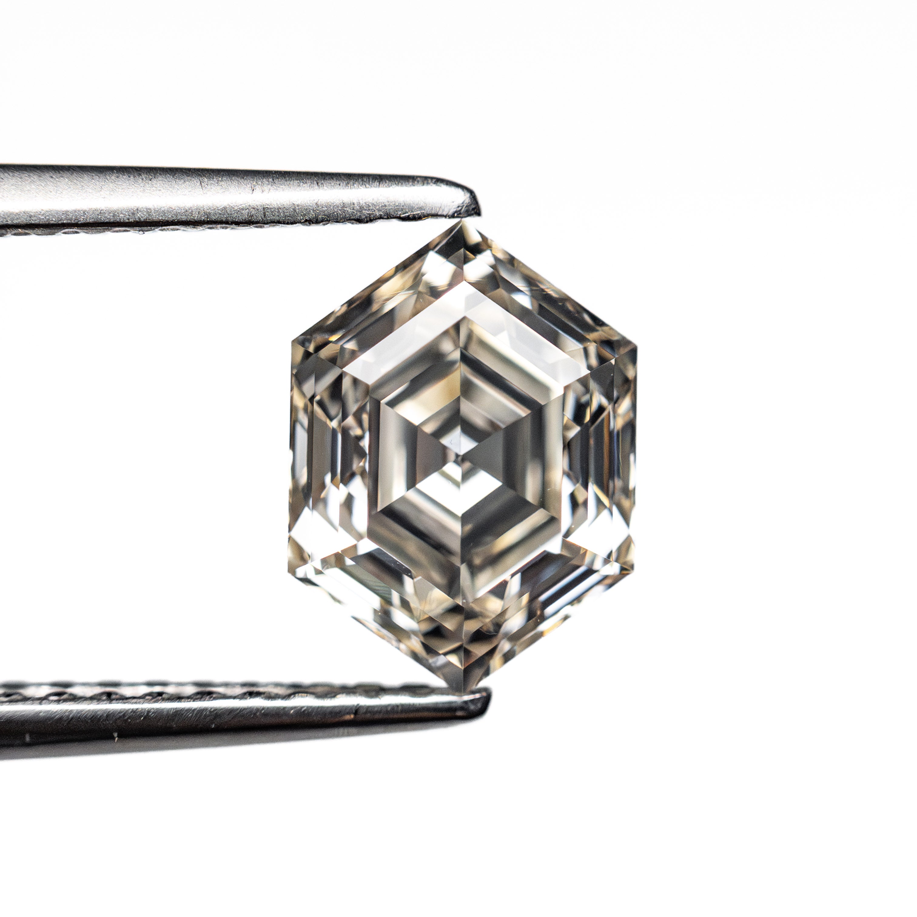 1.60ct 8.52x6.21x4.33mm VS1 M Hexagon Step Cut 🇨🇦 26831-01