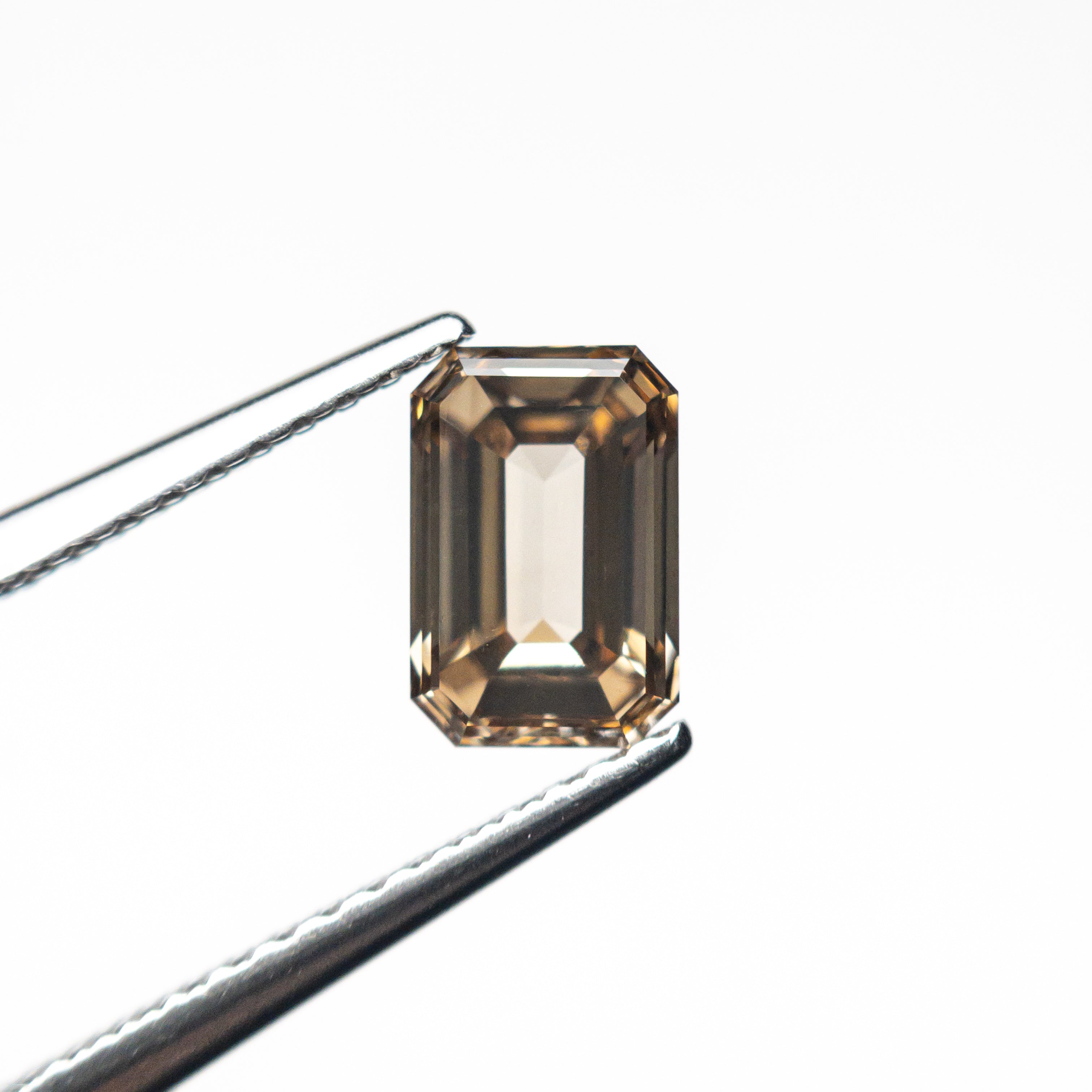 1.03ct 6.92x4.63x2.92mm VS2 C6 Cut Corner Rectangle Step Cut 🇨🇦 27108-01