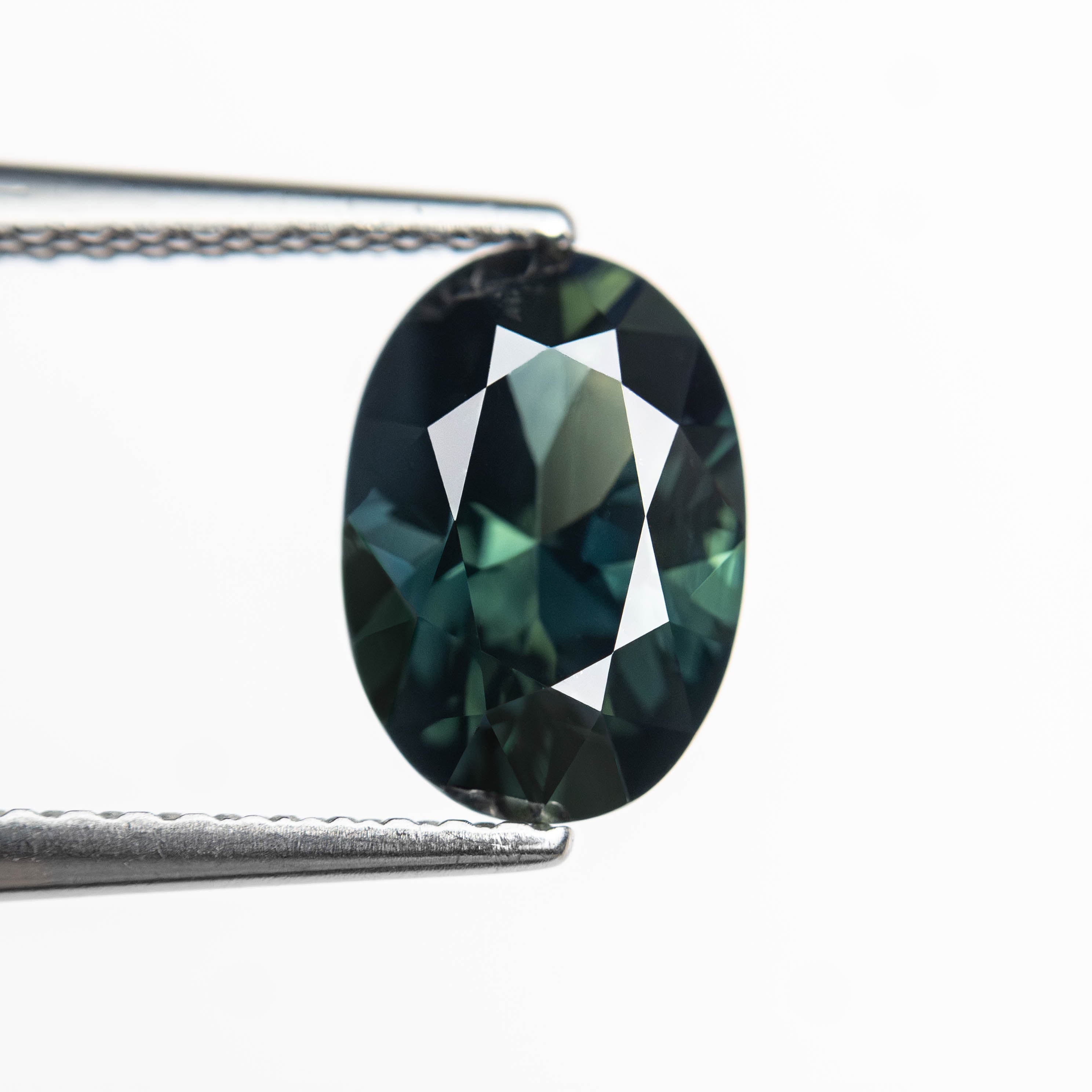 1.75ct 8.72x6.11x4.37mm Oval Brilliant Sapphire 27150-01