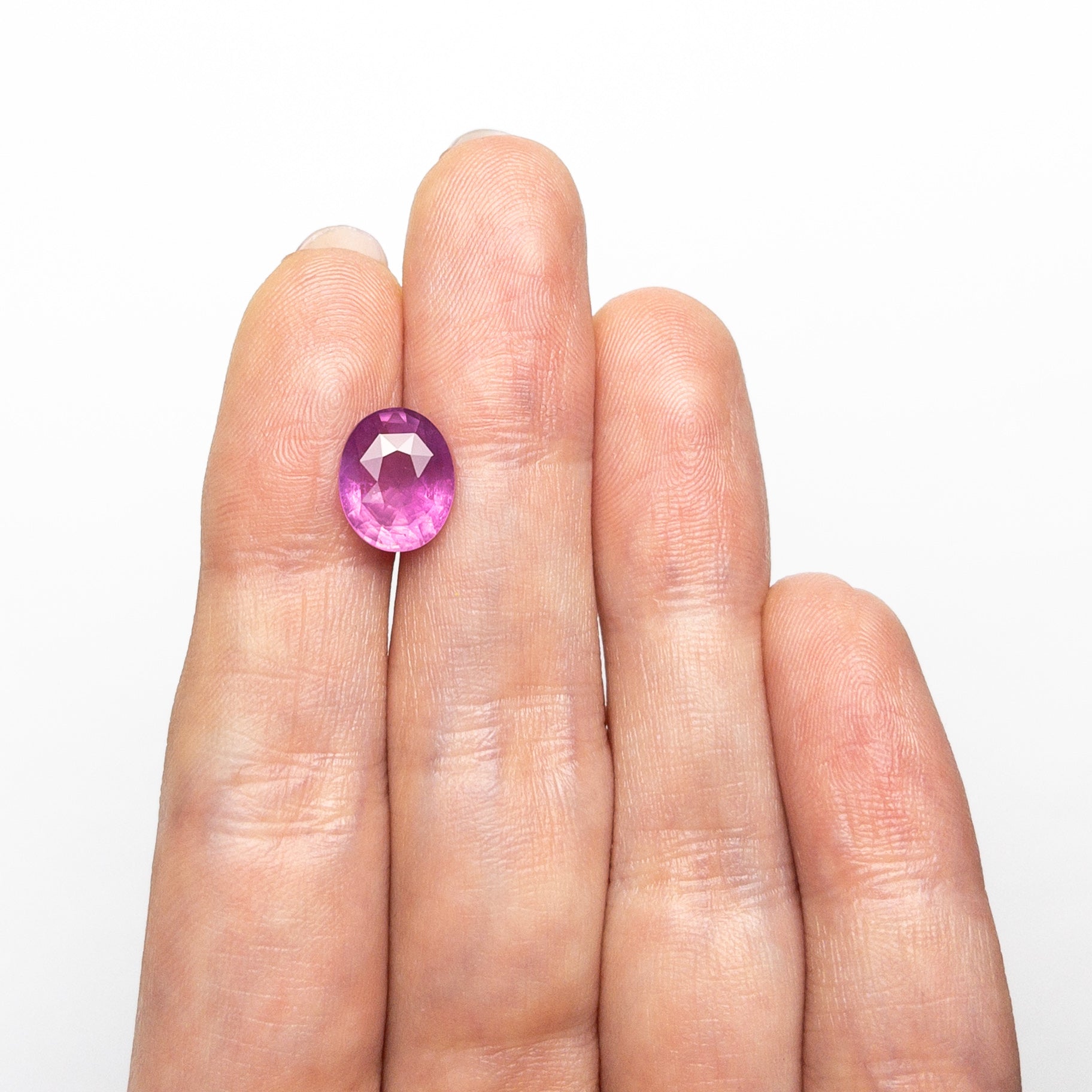 3.52ct 10.11x8.14x5.21mm Oval Brilliant Sapphire 27192-01