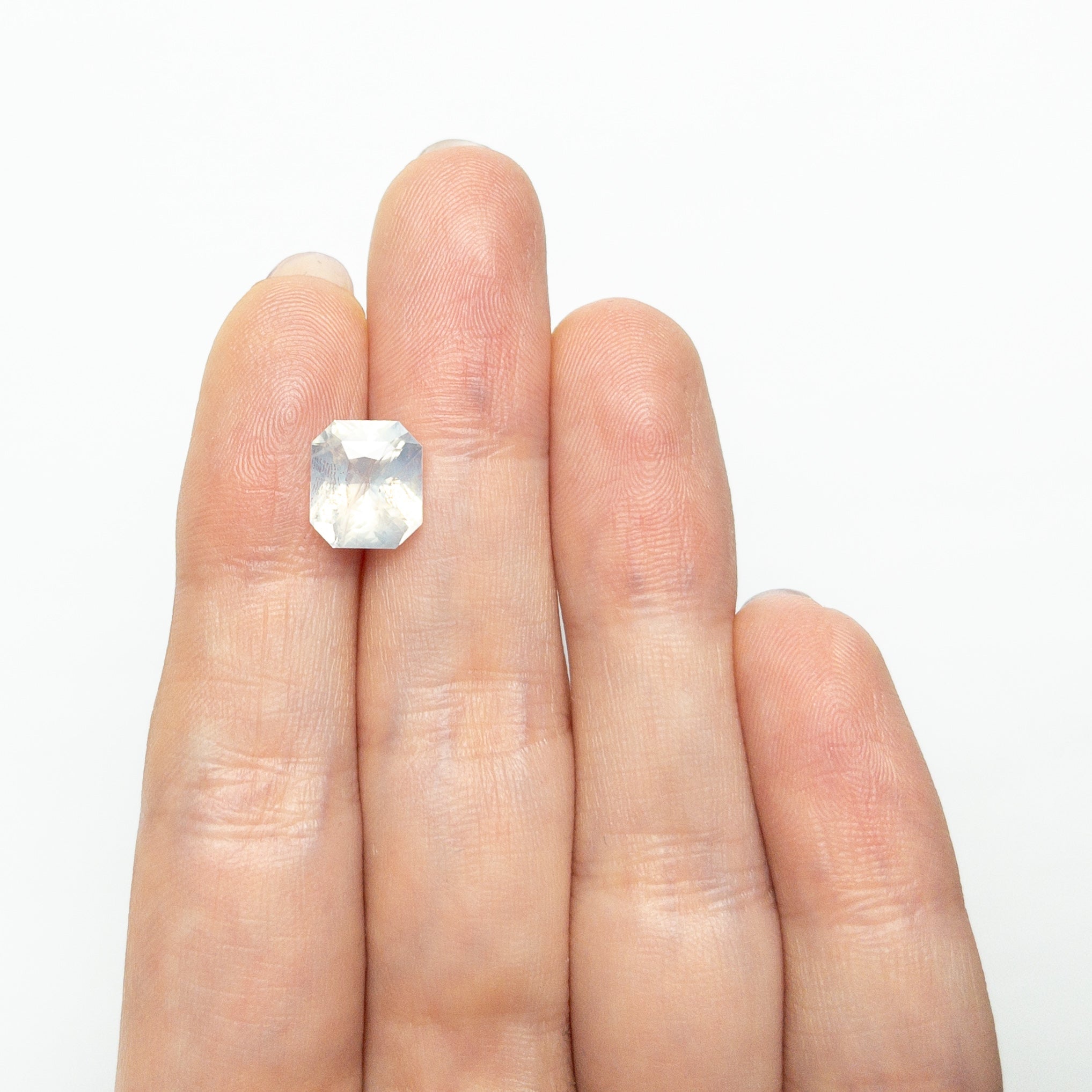 4.08ct 9.26x8.22x5.71mm Cut Corner Rectangle Step Cut Sapphire 27214-01