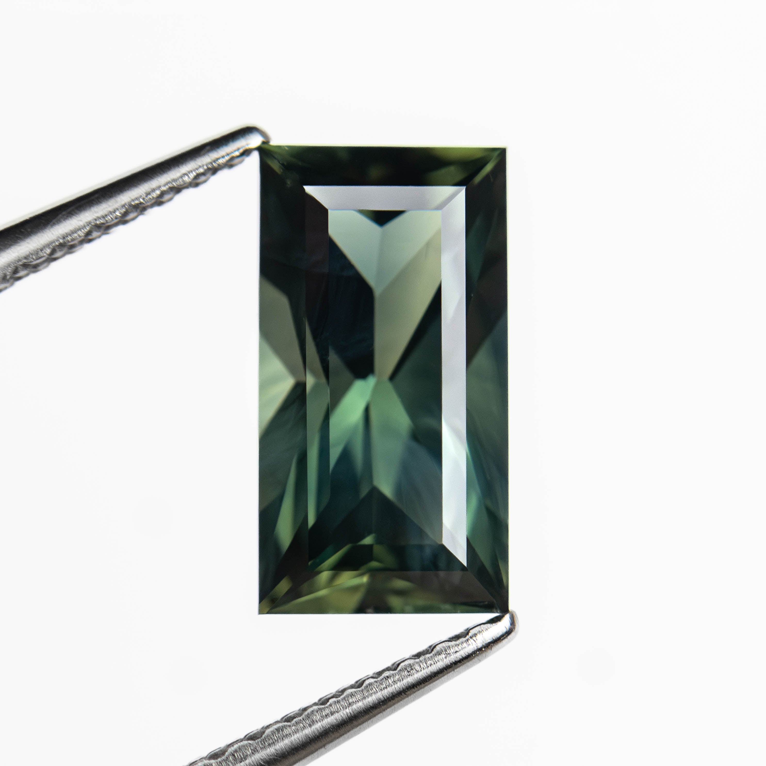 2.18ct 9.85x5.29x4.36mm Rectangle Step Cut Sapphire 27324-01