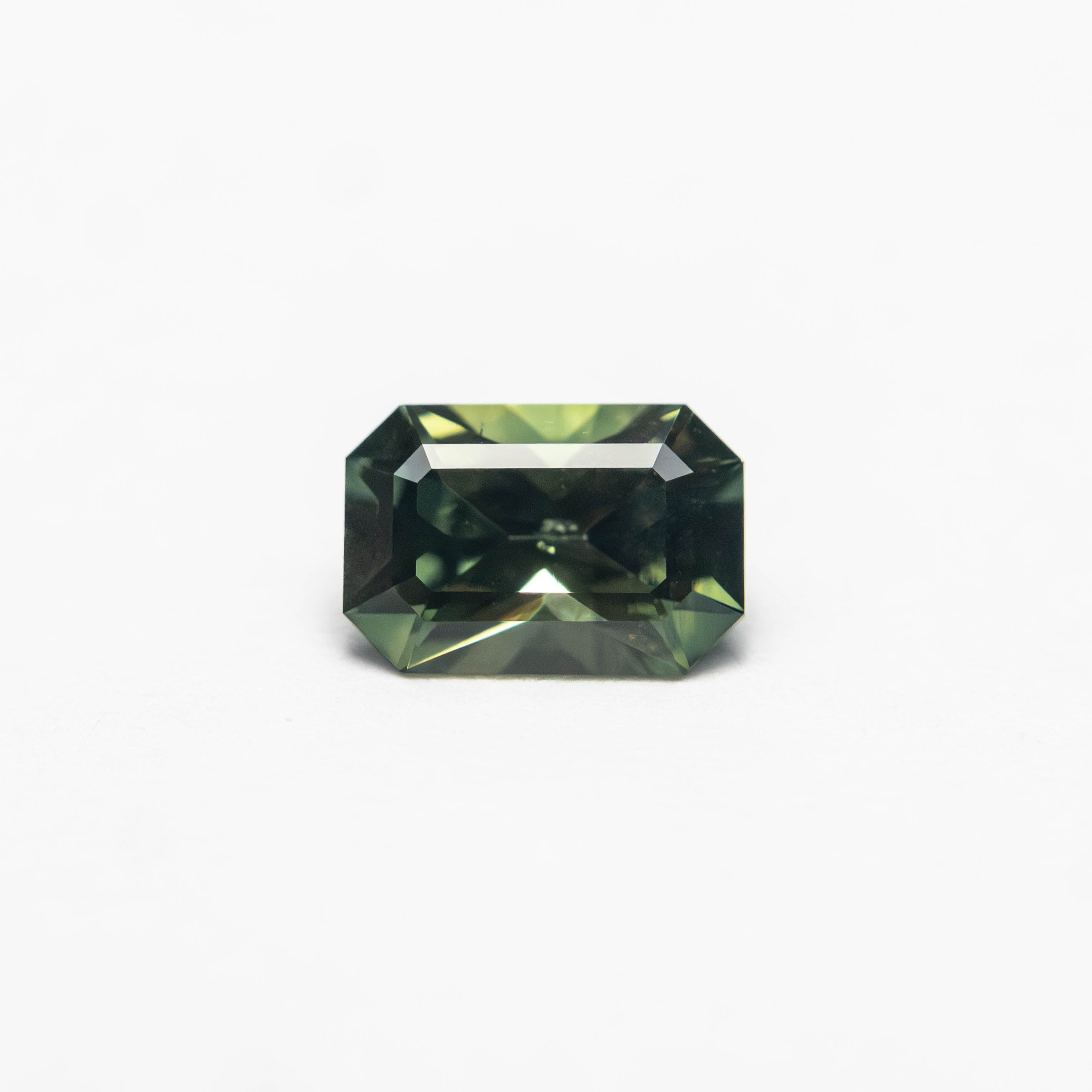 0.52ct 5.68x3.86x2.78mm Cut Corner Rectangle Step Cut Sapphire 27336-31