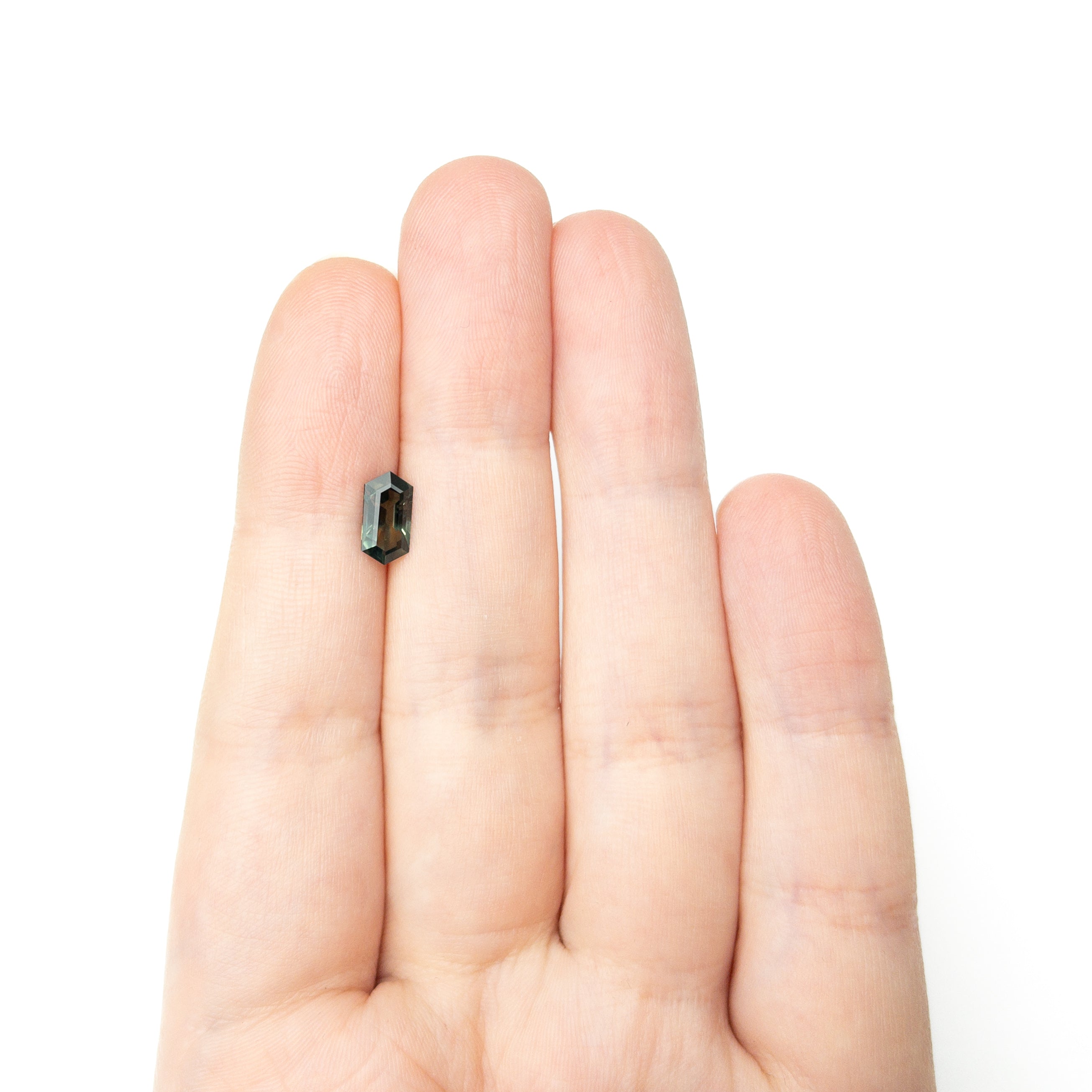 1.09ct 8.92x4.64x3.01mm Hexagon Step Cut Sapphire 27352-01