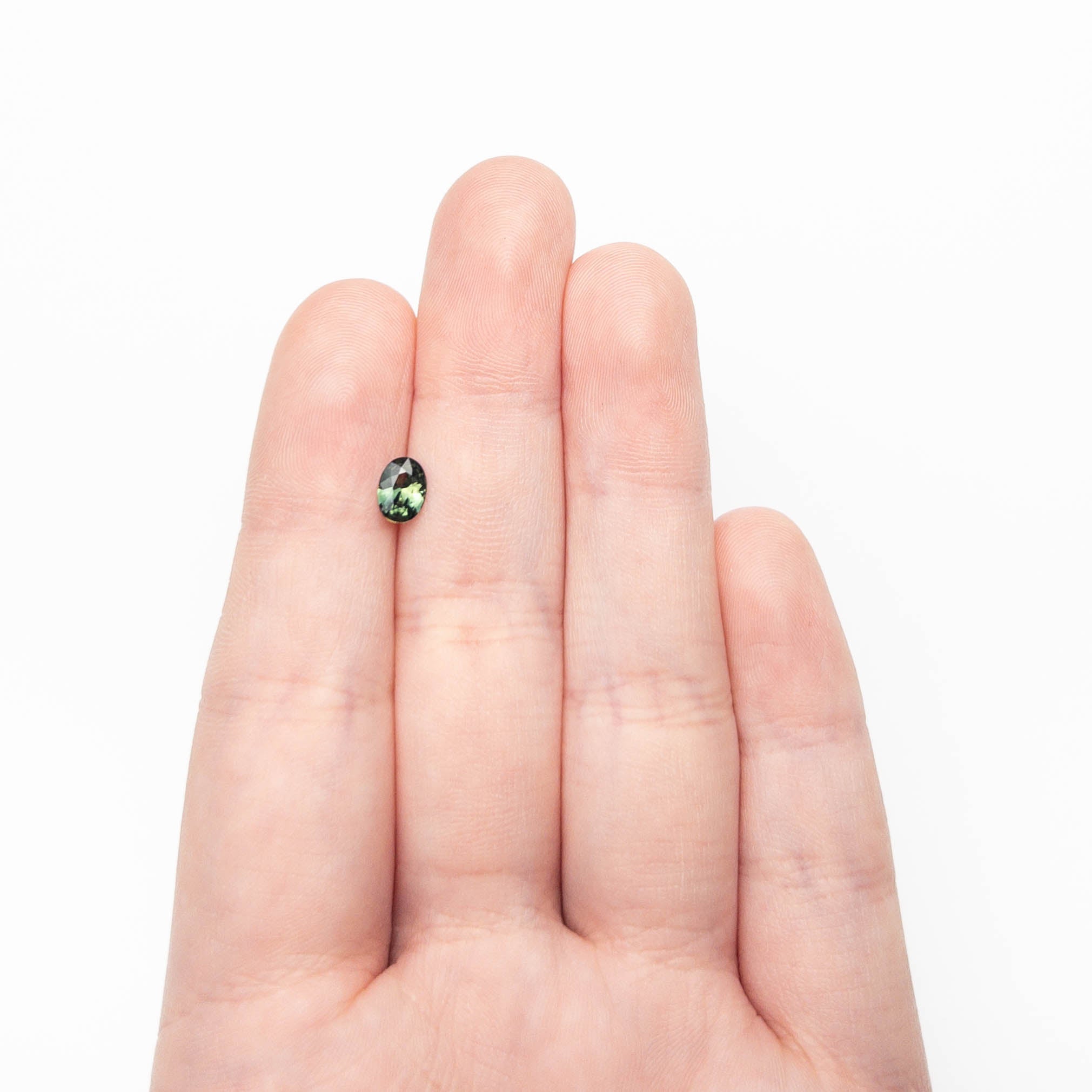 0.64ct 6.43x4.73x2.69mm Oval Brilliant Sapphire 27363-04