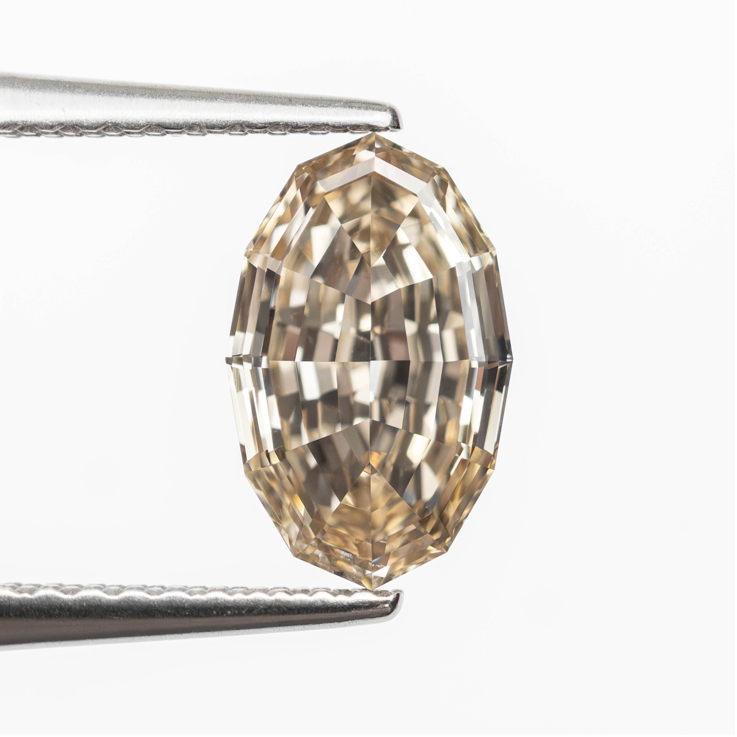 1.50ct 9.60x6.02x3.44mm VS2 C4 Geo Oval Step Cut 27384-01