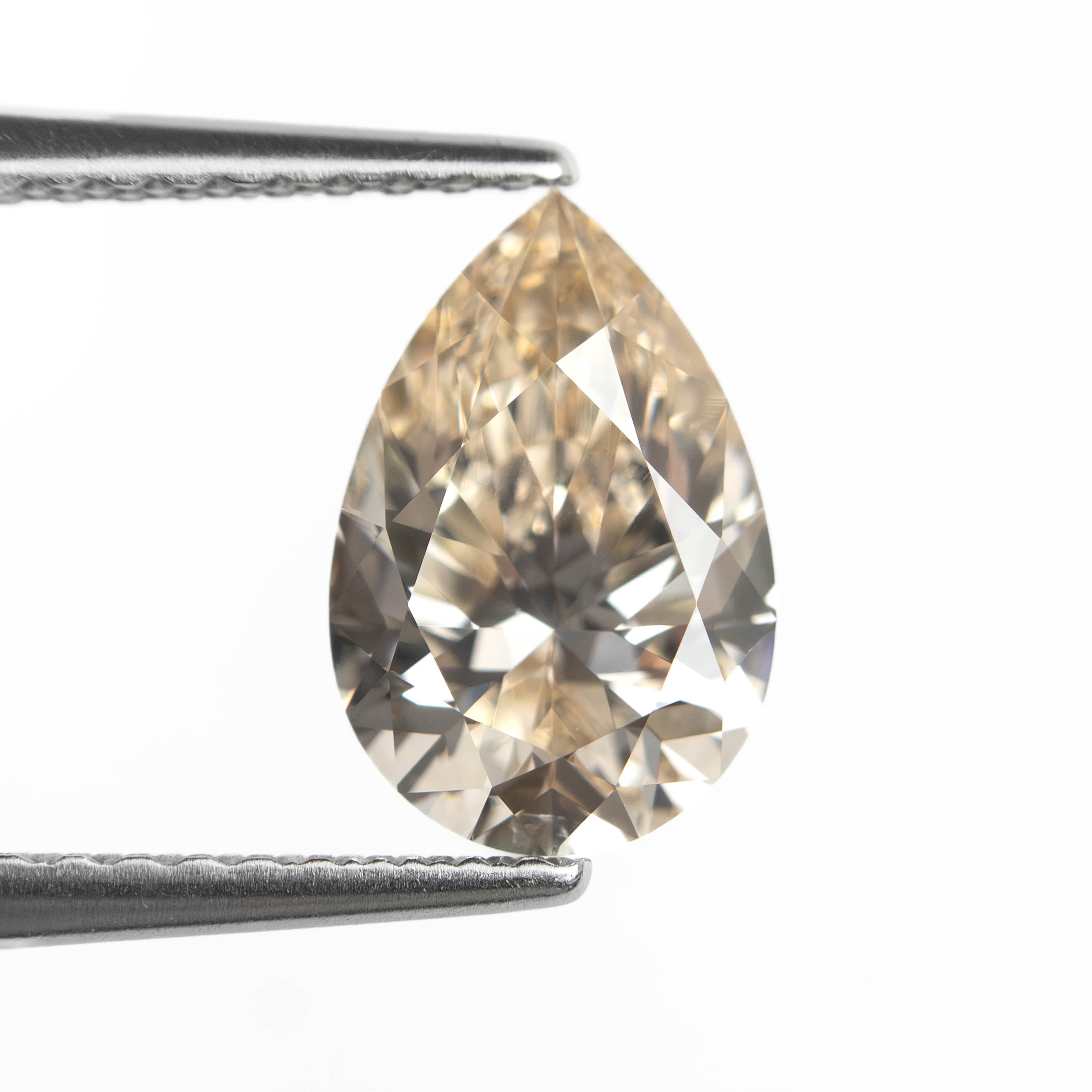 1.52ct 9.61x6.41x4.10mm SI1 S-T Pear Brilliant 27387-02