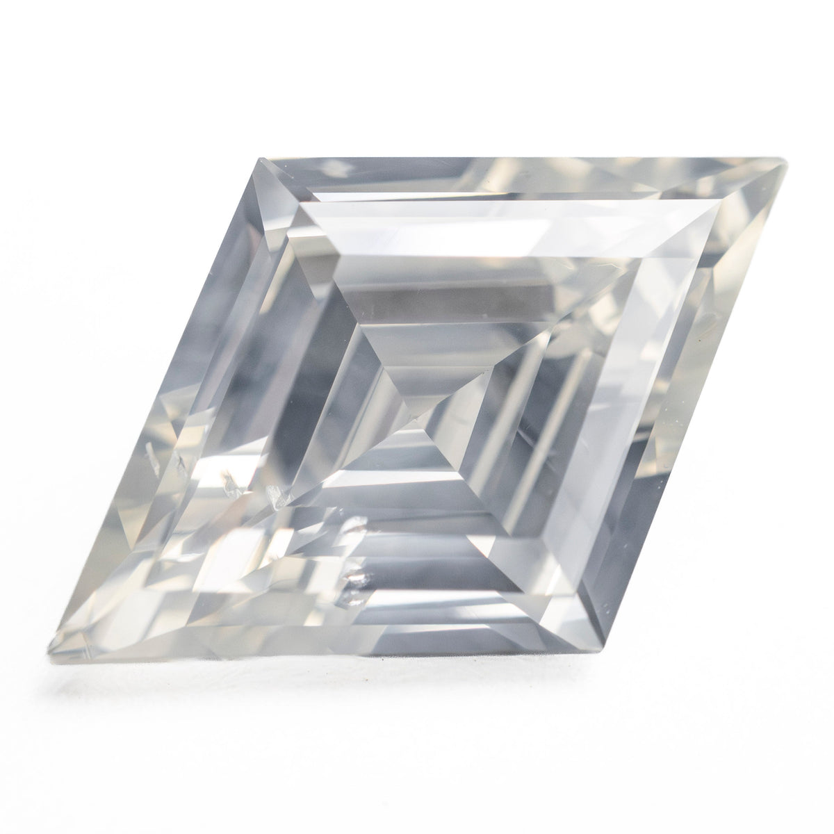 4.07ct 15.98x10.69x5.12mm GIA SI2 I Lozenge Step Cut 28010-01