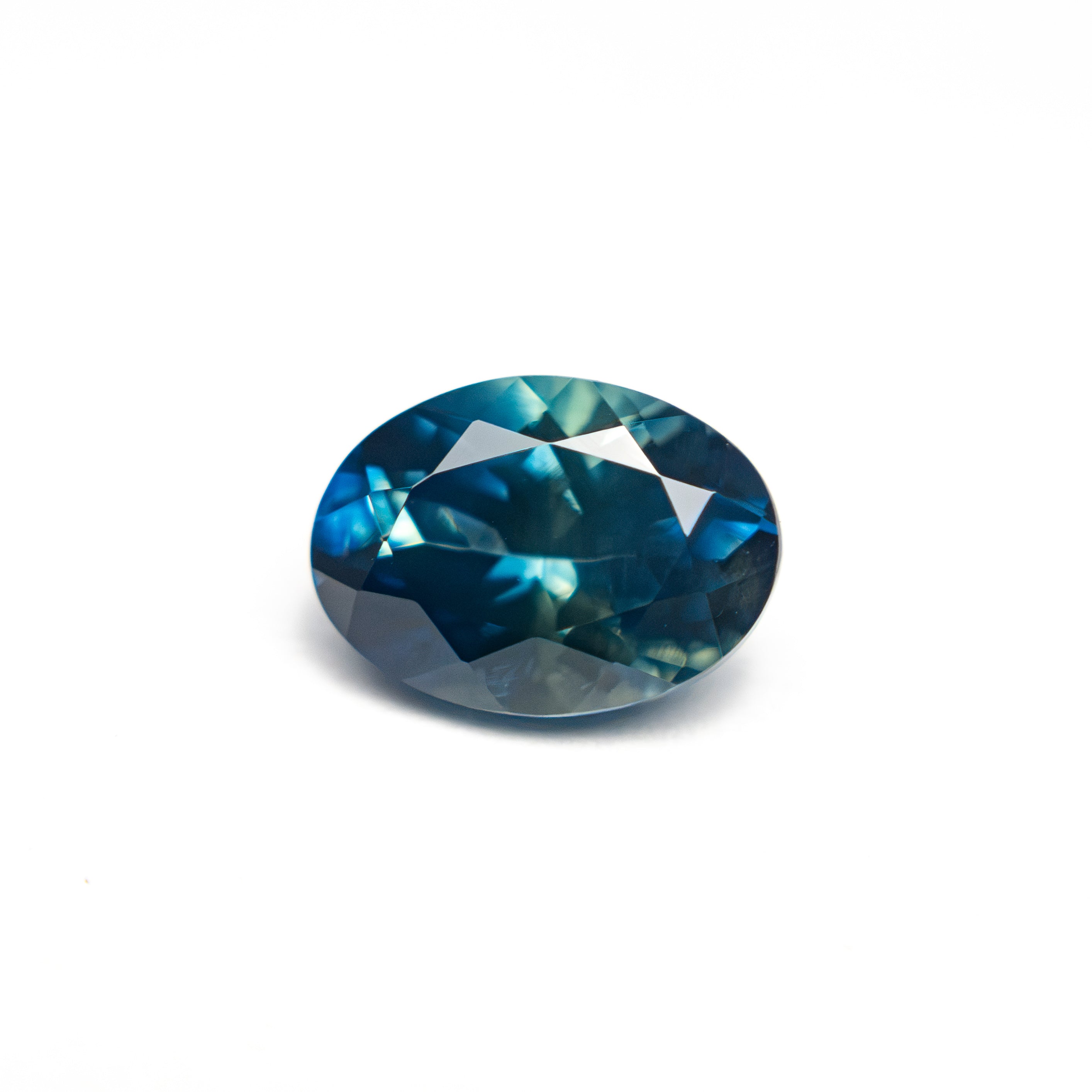 1.37ct 7.48x5.50x4.03mm Oval Brilliant Sapphire 28028-12