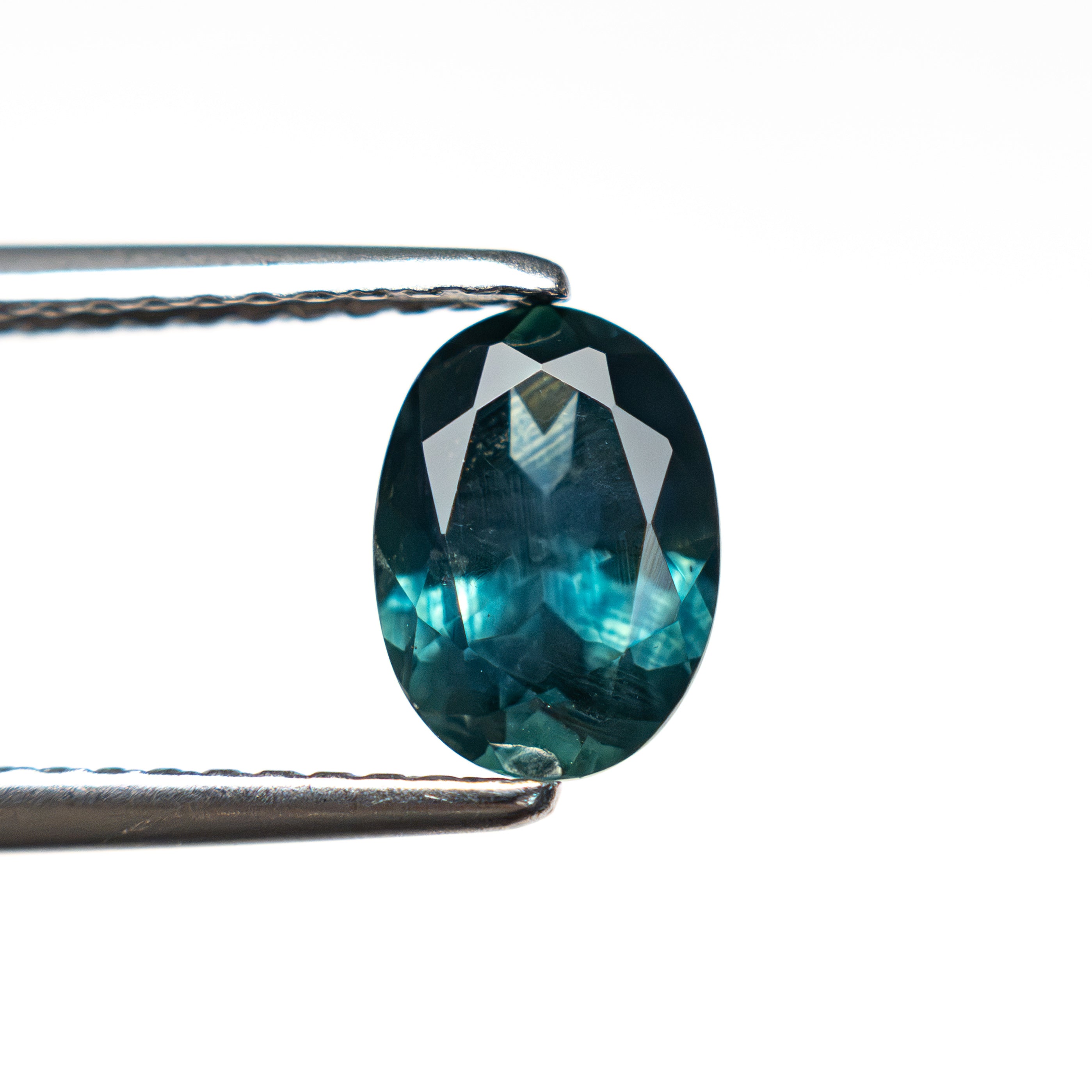 1.22ct 7.58x5.49x3.51mm Oval Brilliant Sapphire 28028-22