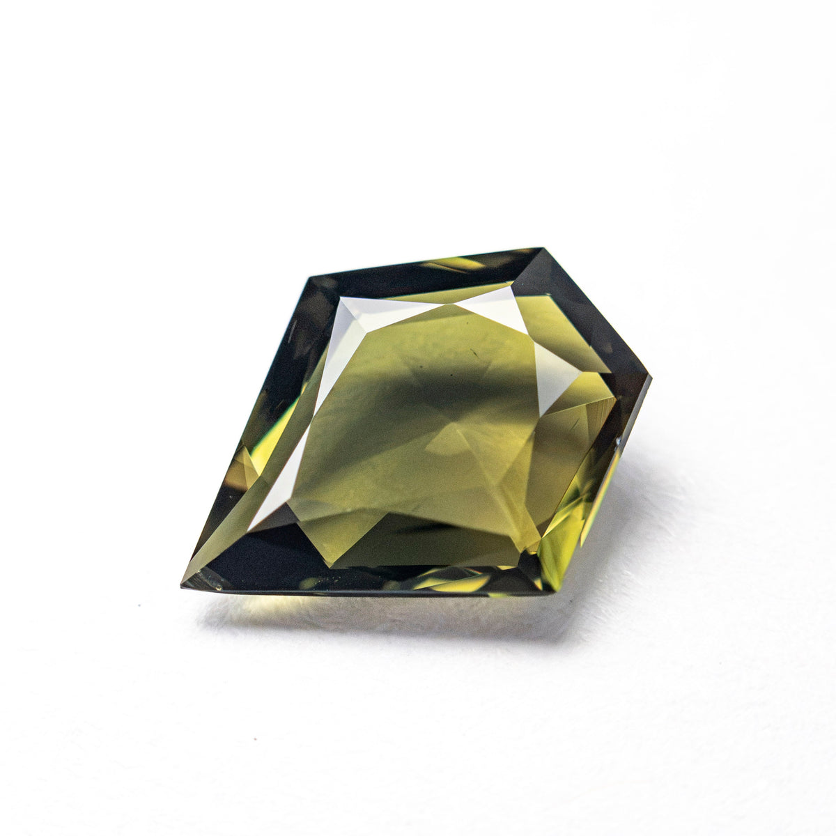 1.95ct 10.12x8.63x3.08mm Shield Rosecut Sapphire 28298-13